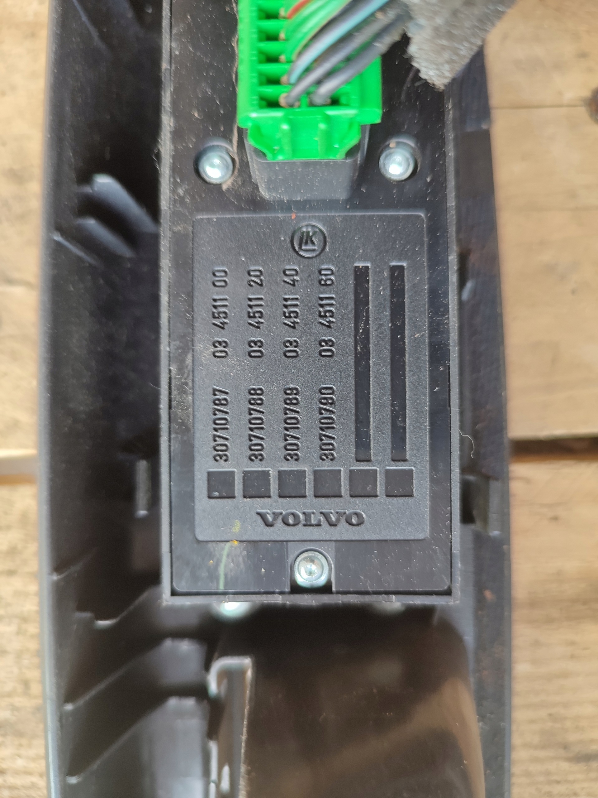 switch windows front left VOLVO V50 30710787
