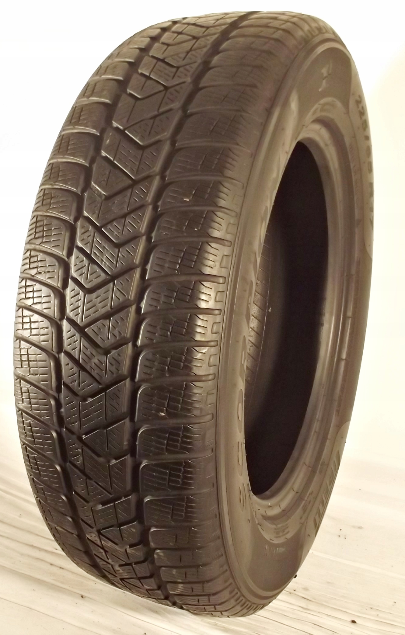 Opona 1szt 225 65R17 106H PIRELLI SCORPION WINTER