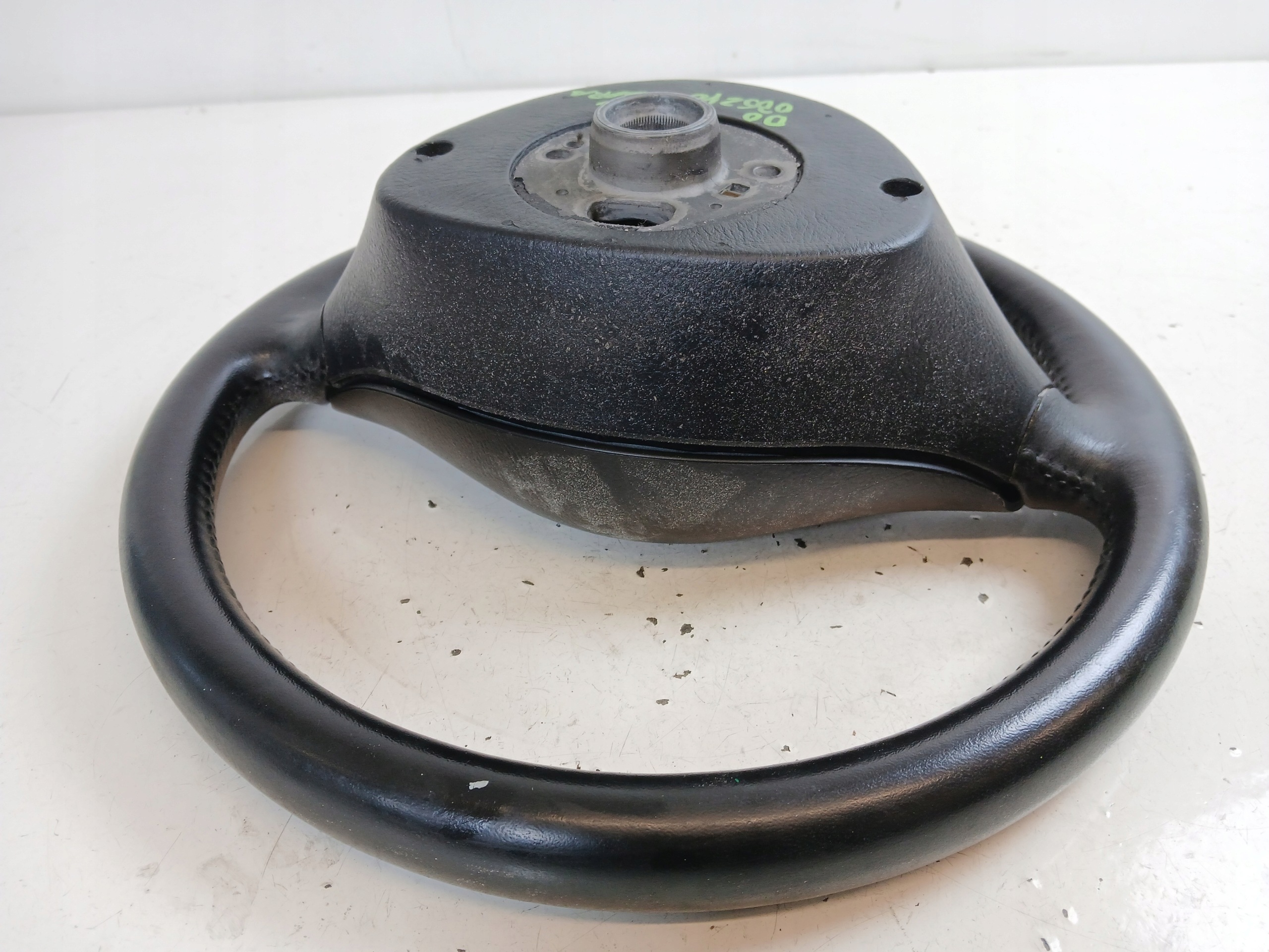 VW PASSAT B5 VW GOLF IV BORA steering wheel, leather leather DO trim