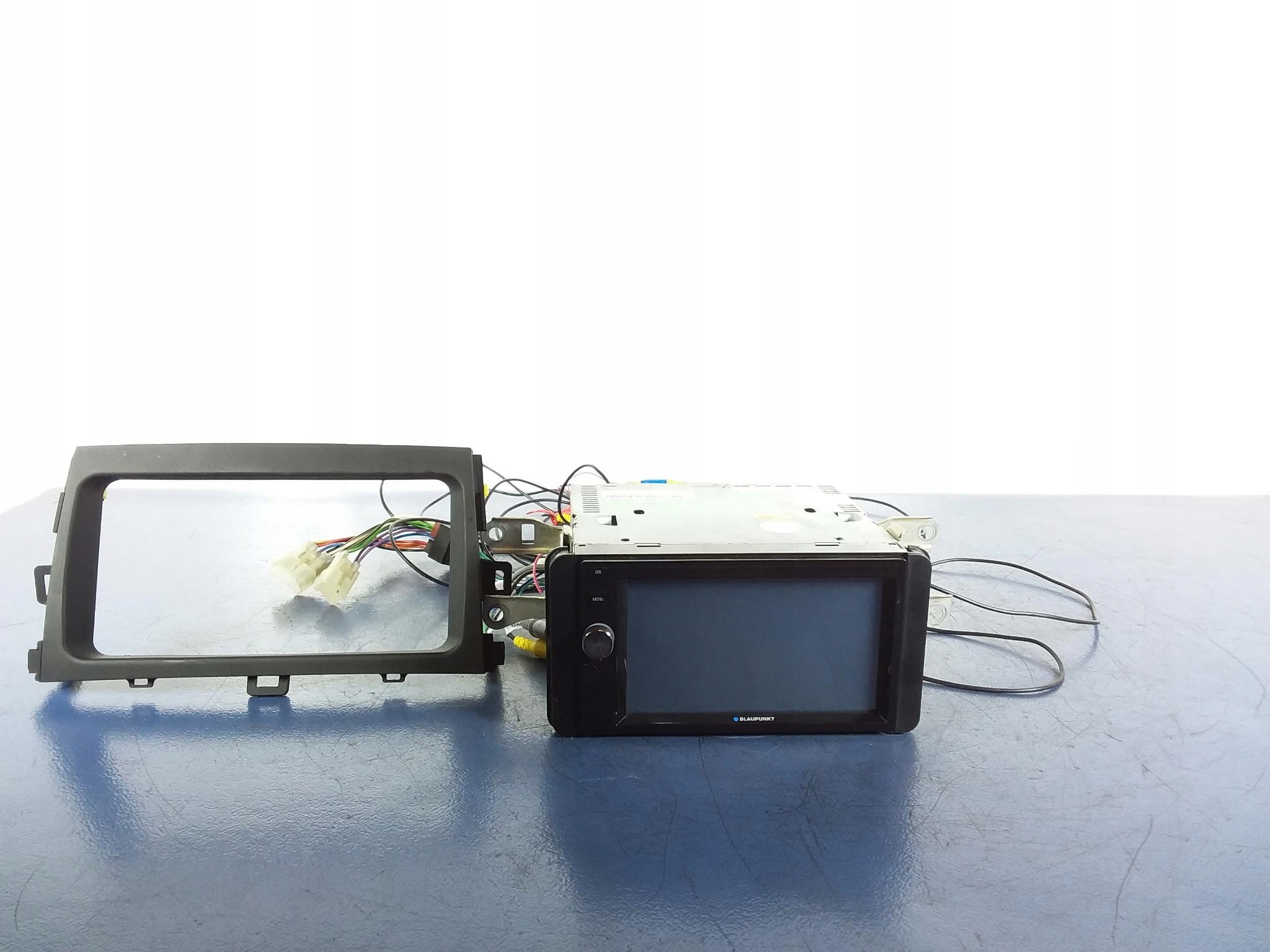 TOYOTA COROLLA E15 радио Blaupunkt SANTA CRUZ 370