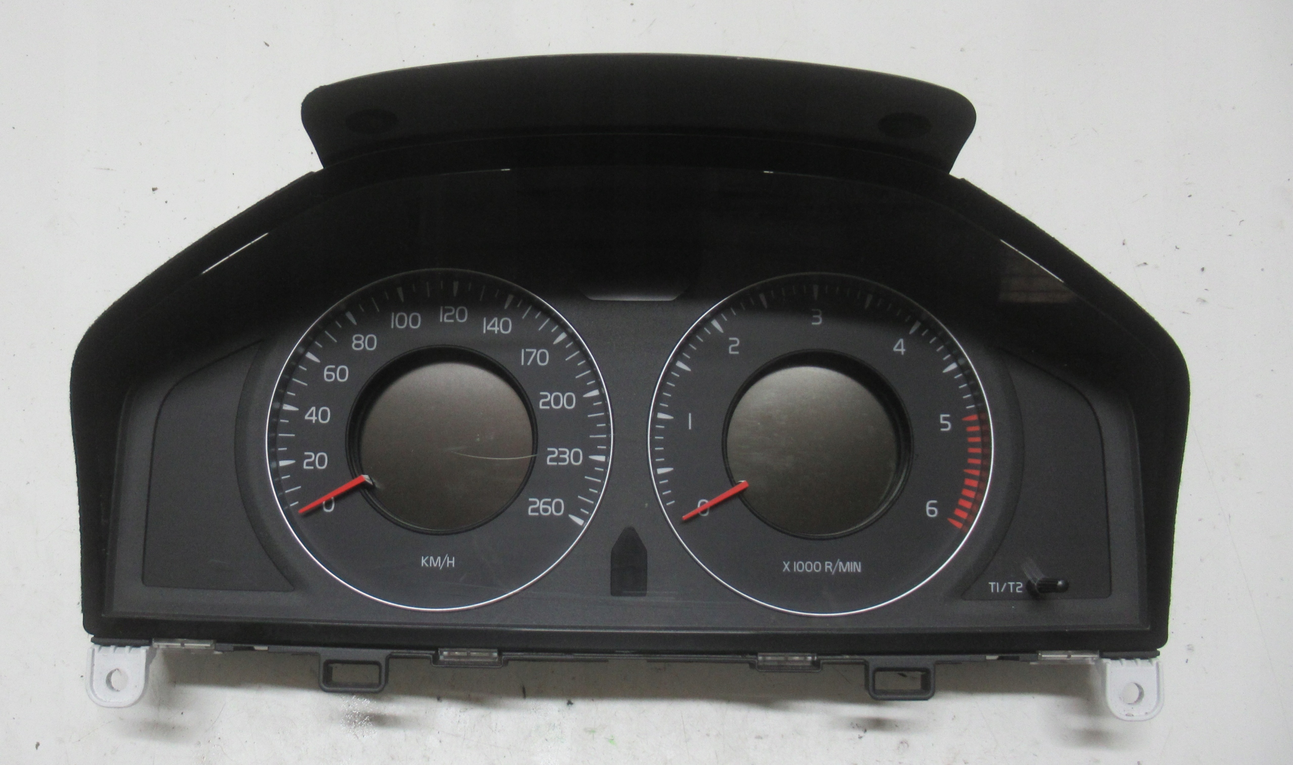 VOLVO V70 2.0 D 09R dials dials 31270899AA