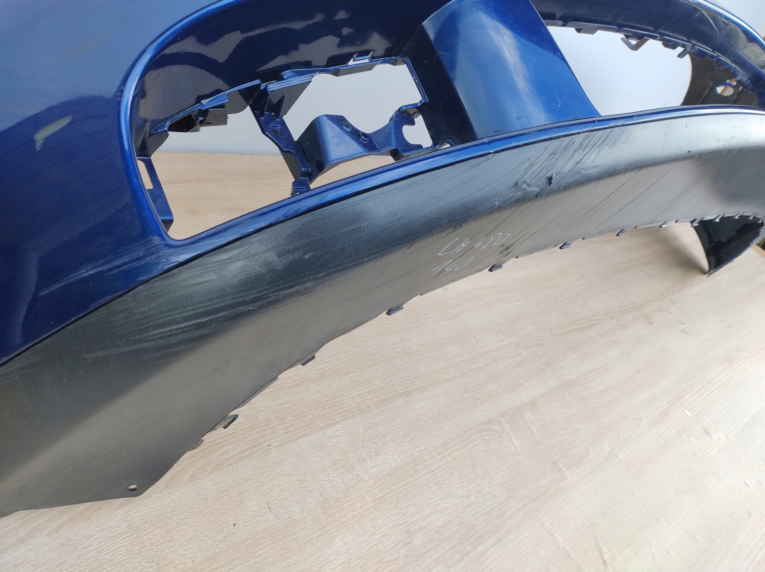 VW GOLF 5 V HB 1K STOSSSTANGE VORNE + SPOILER