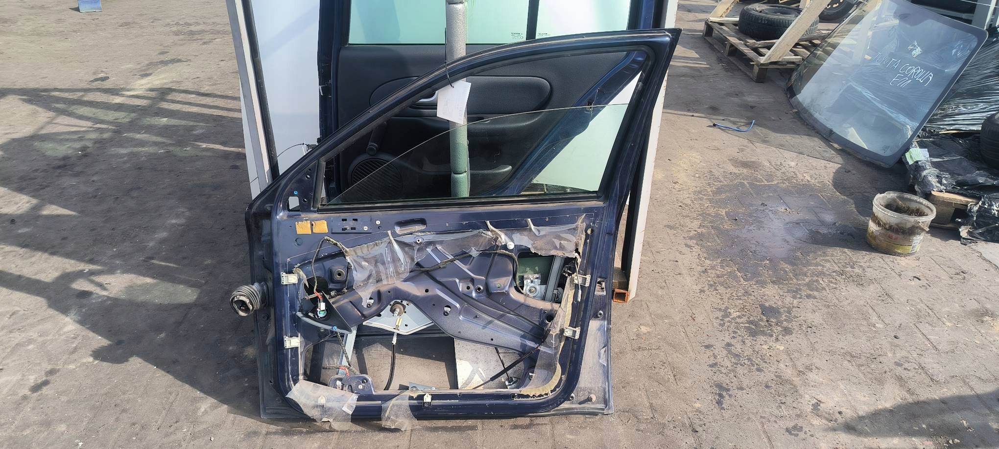 door right front F5U SKODA OCTAVIA and