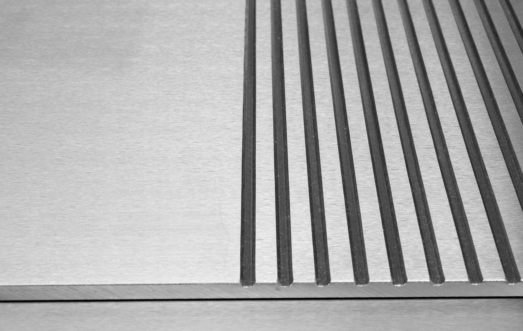 PŁYTA GRILLOWA 2/3 GŁADKA 55CM Zasilanie elektryczne