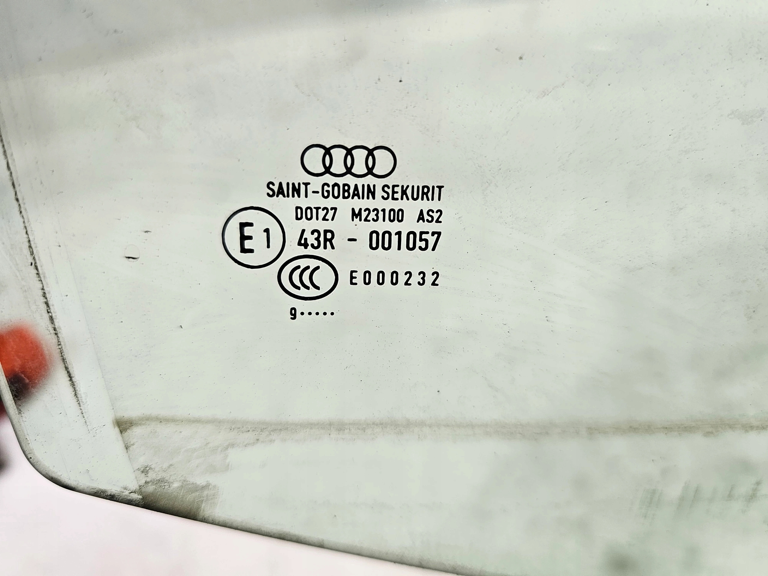 window side door right rear part AUDI A3 8P4 SPORTBACK 2009R
