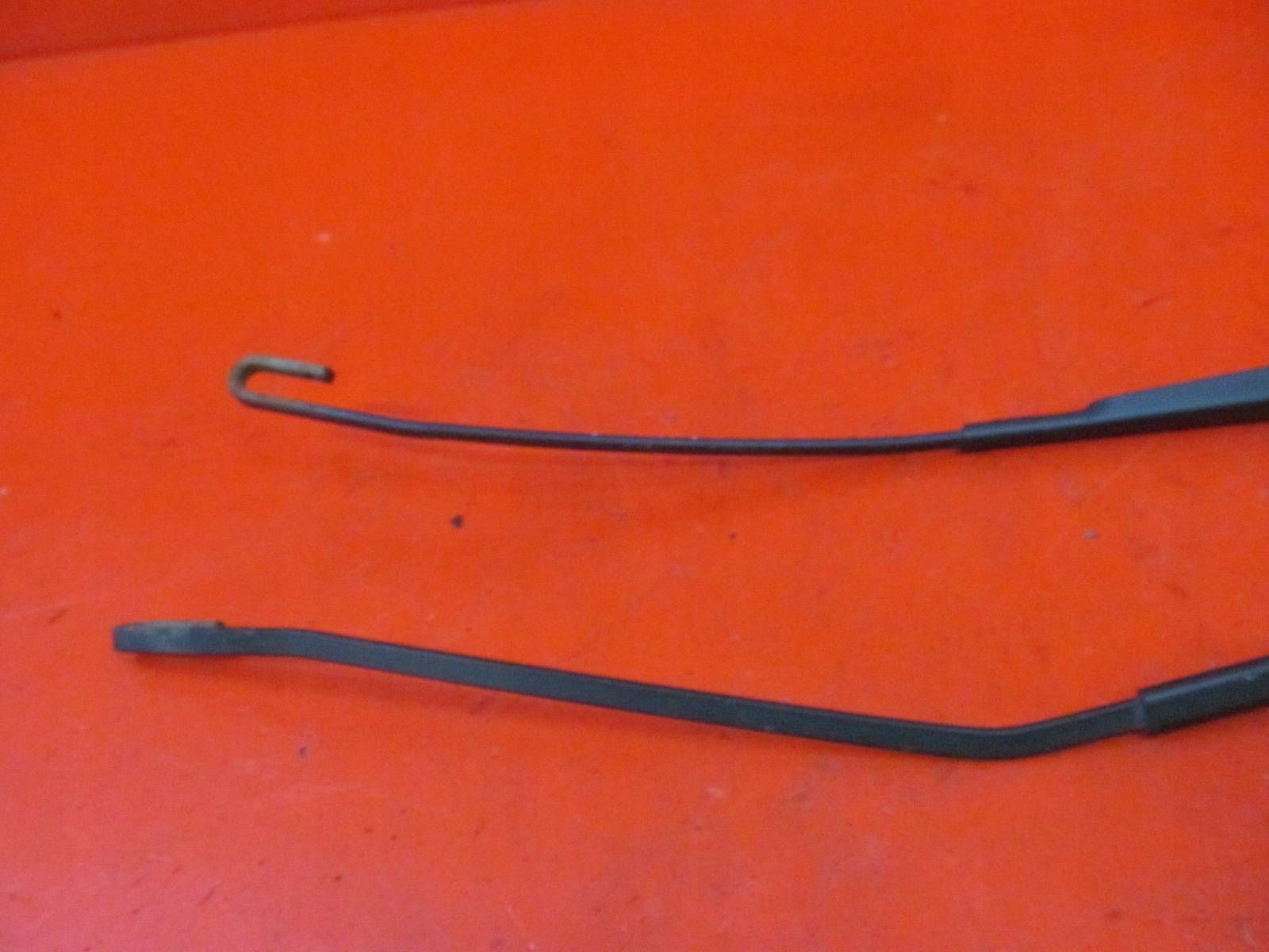 VW TRANSPORTER T5 wiper arm right left front EUROPA KOMPLET