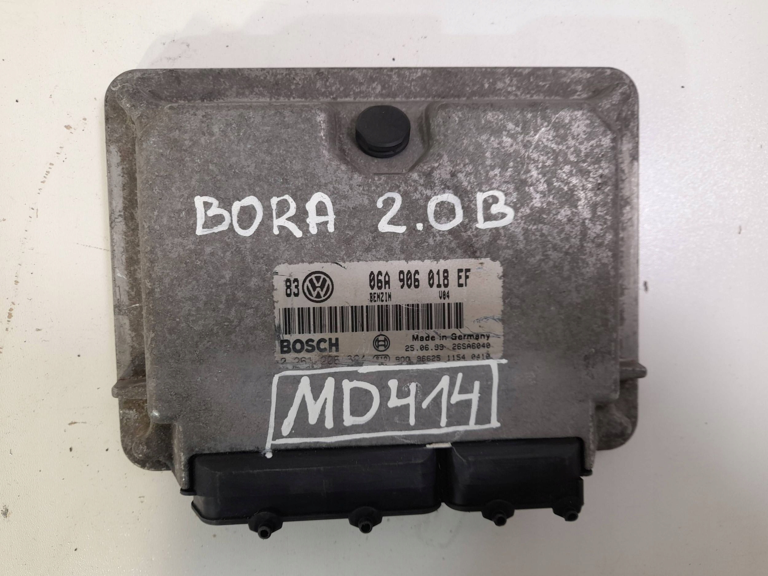 Volkswagen Bora 2,0 e Altro/e VAG Centralina Motore 06A906018EF (MD414)