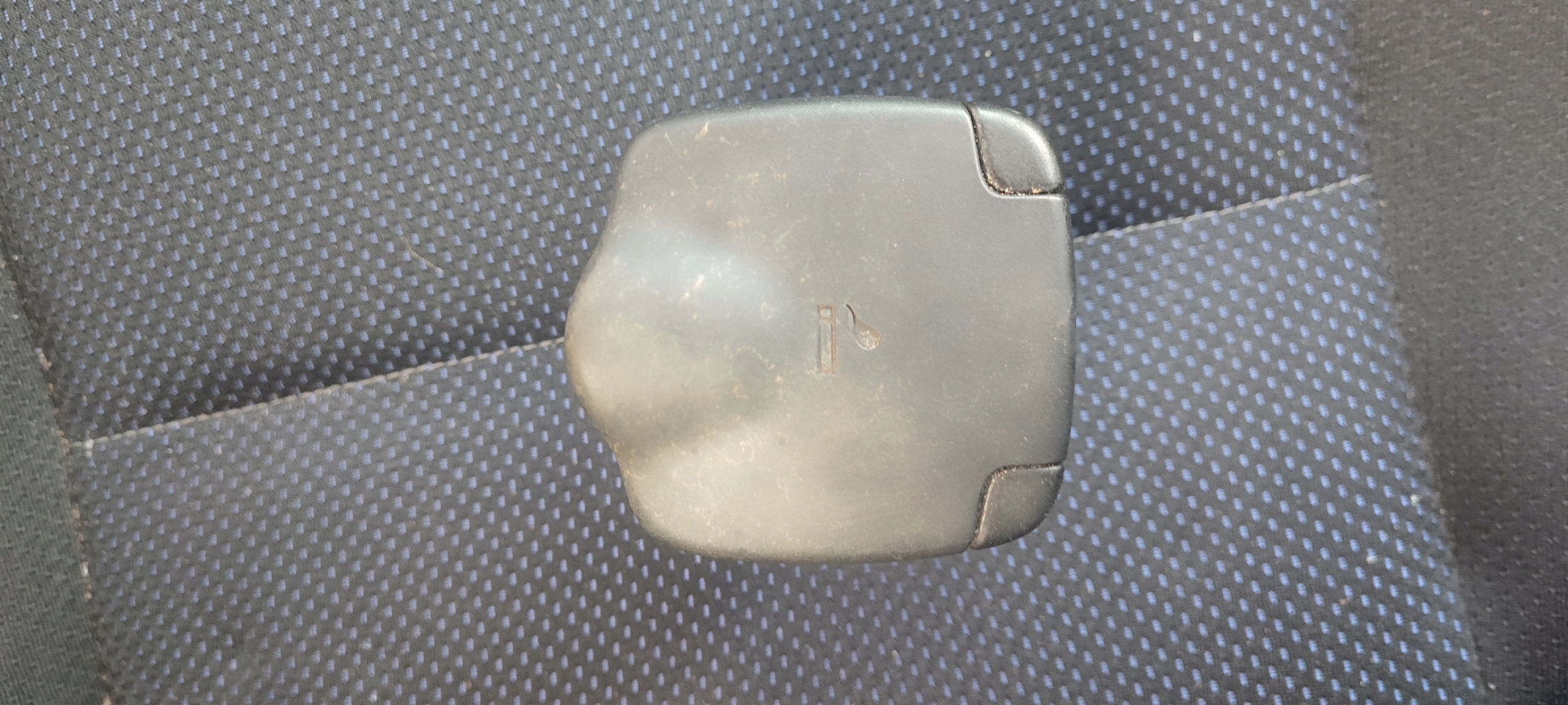 SUZUKI IGNIS II 04-08 hamutálca far hátso TUNELU