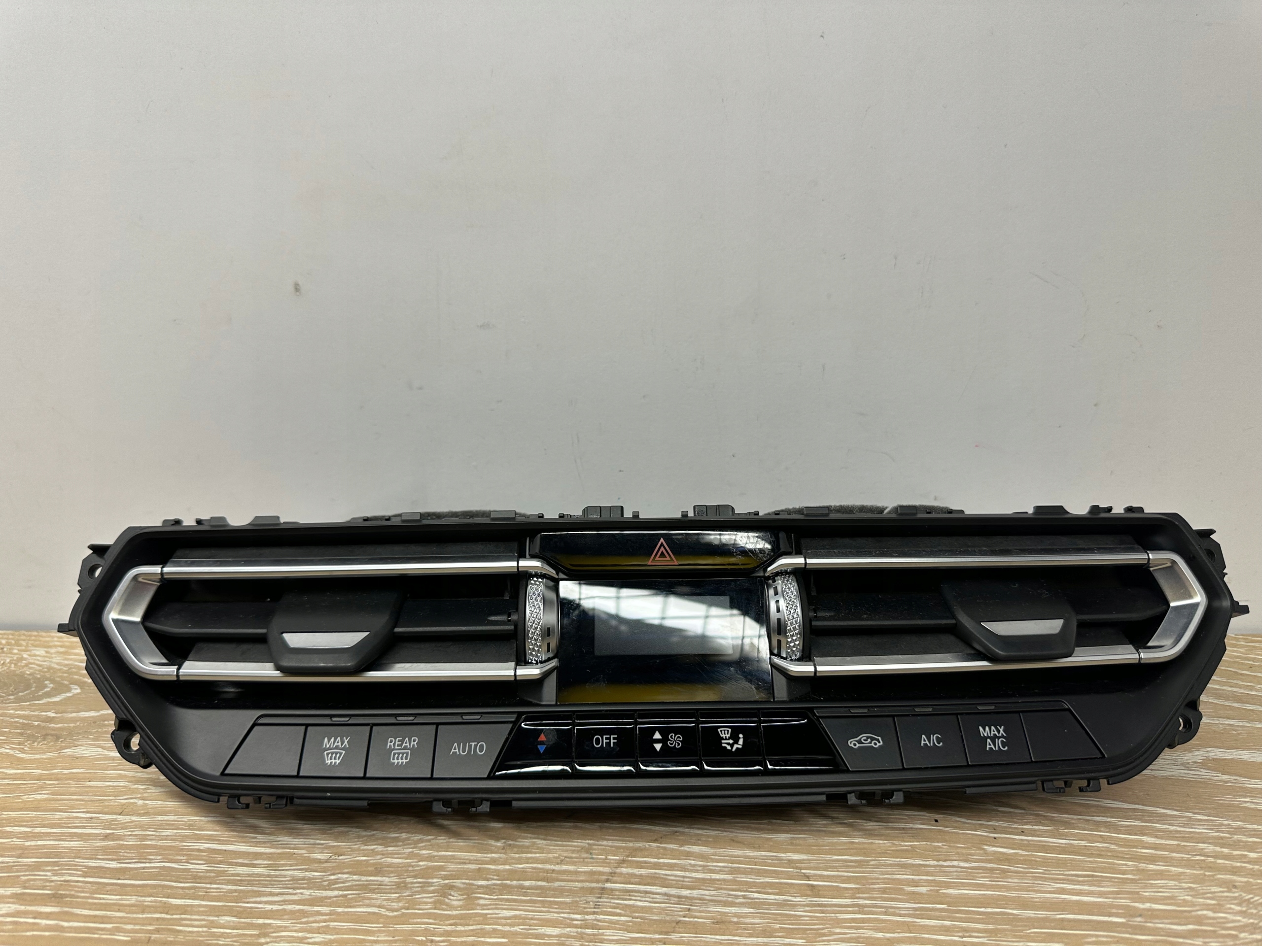 BMW 3 G20 G21 Unite commande clima 9459475
