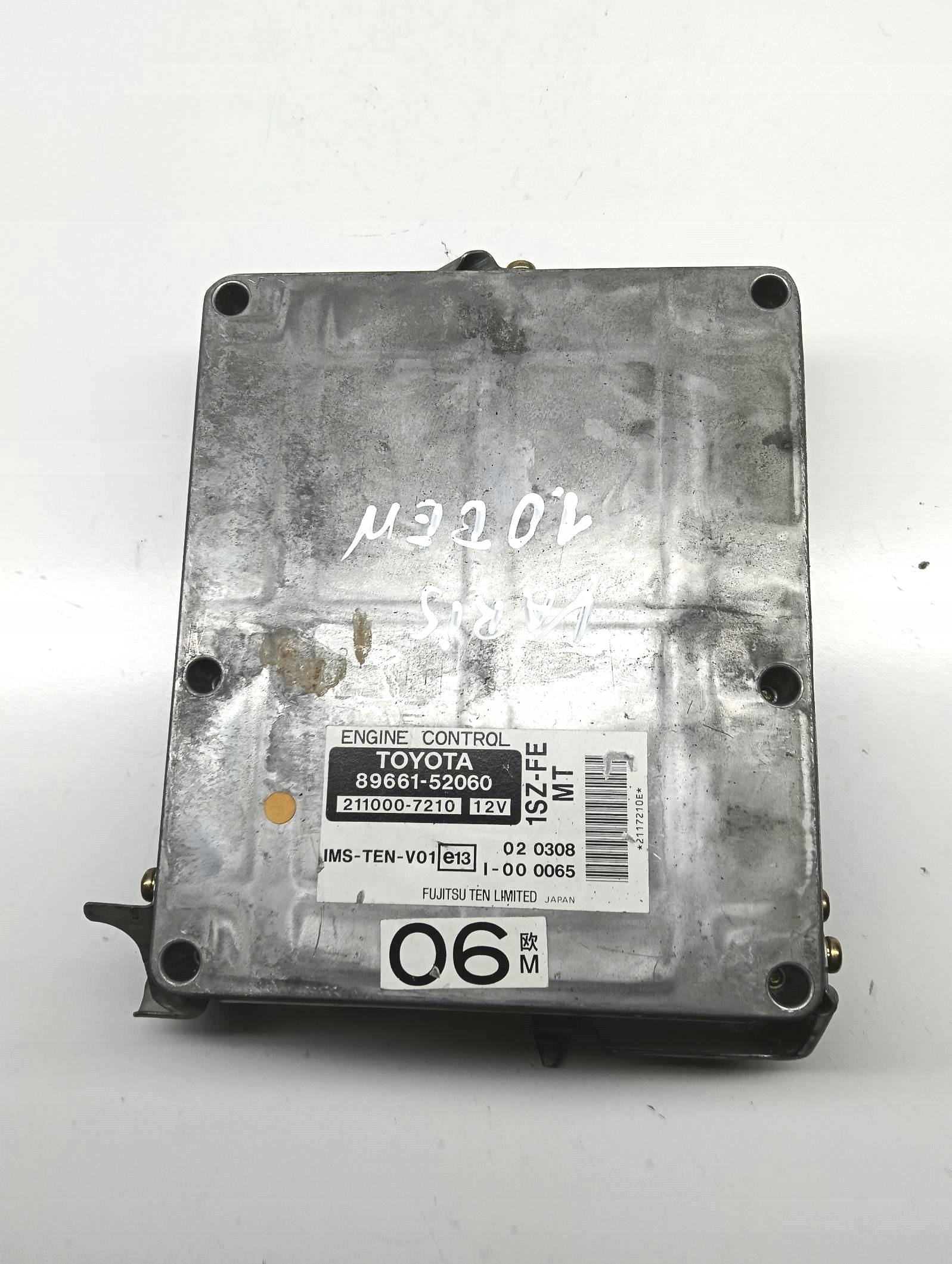 Centralina Motore computer TOYOTA Yaris e 1.0 89661-52060