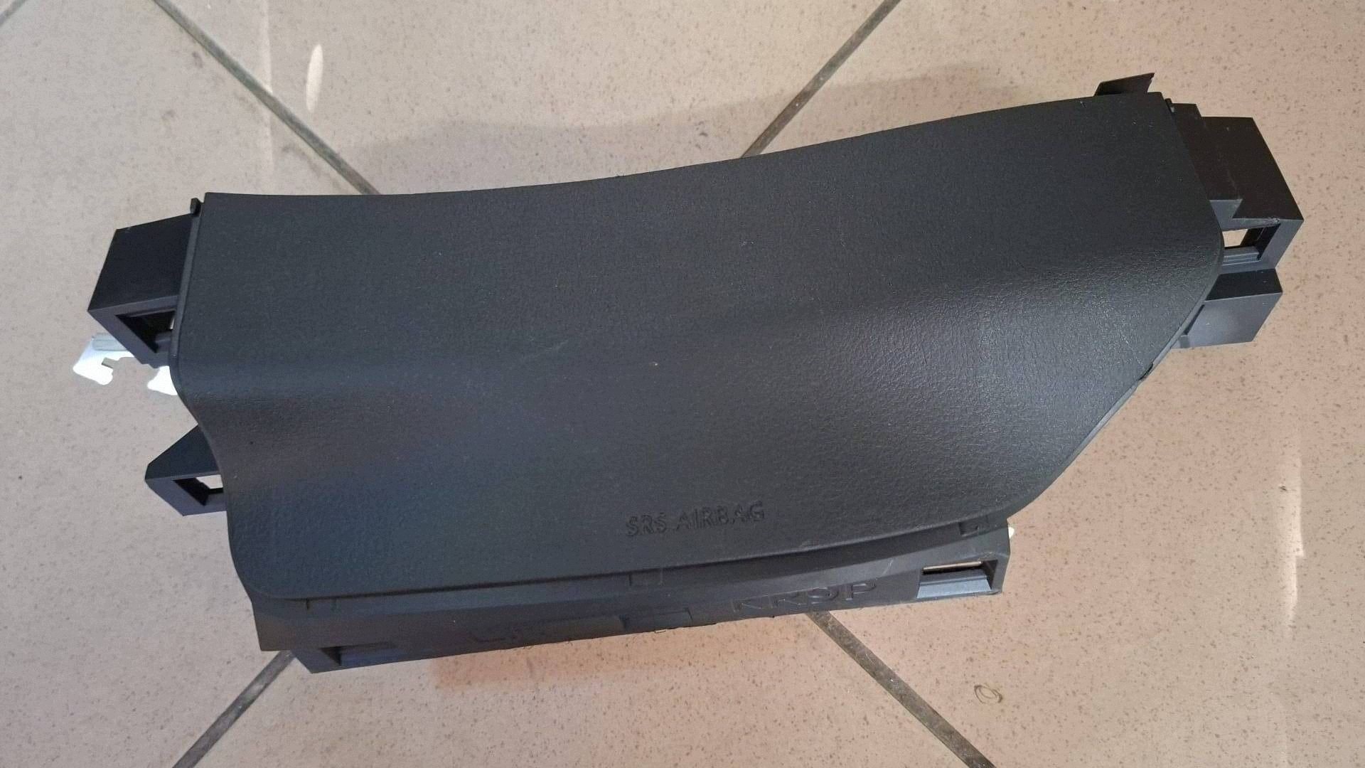 airbag airbag sedile posteriore bocchetta sinistra Mazda CX-60 KR9P57KL0 stan ottimo stato