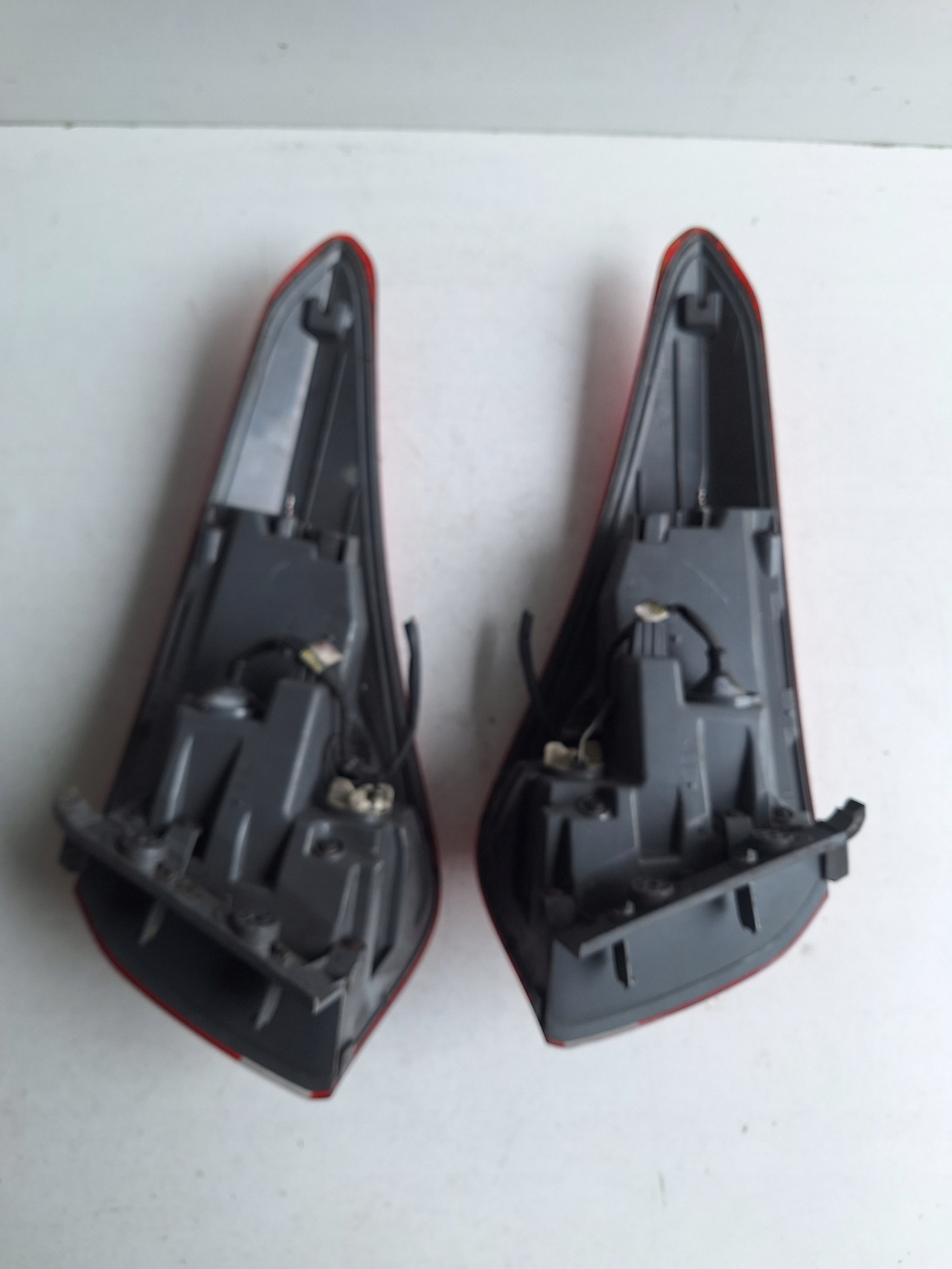 HYUNDAI I40 12-15 light rear part left sedan