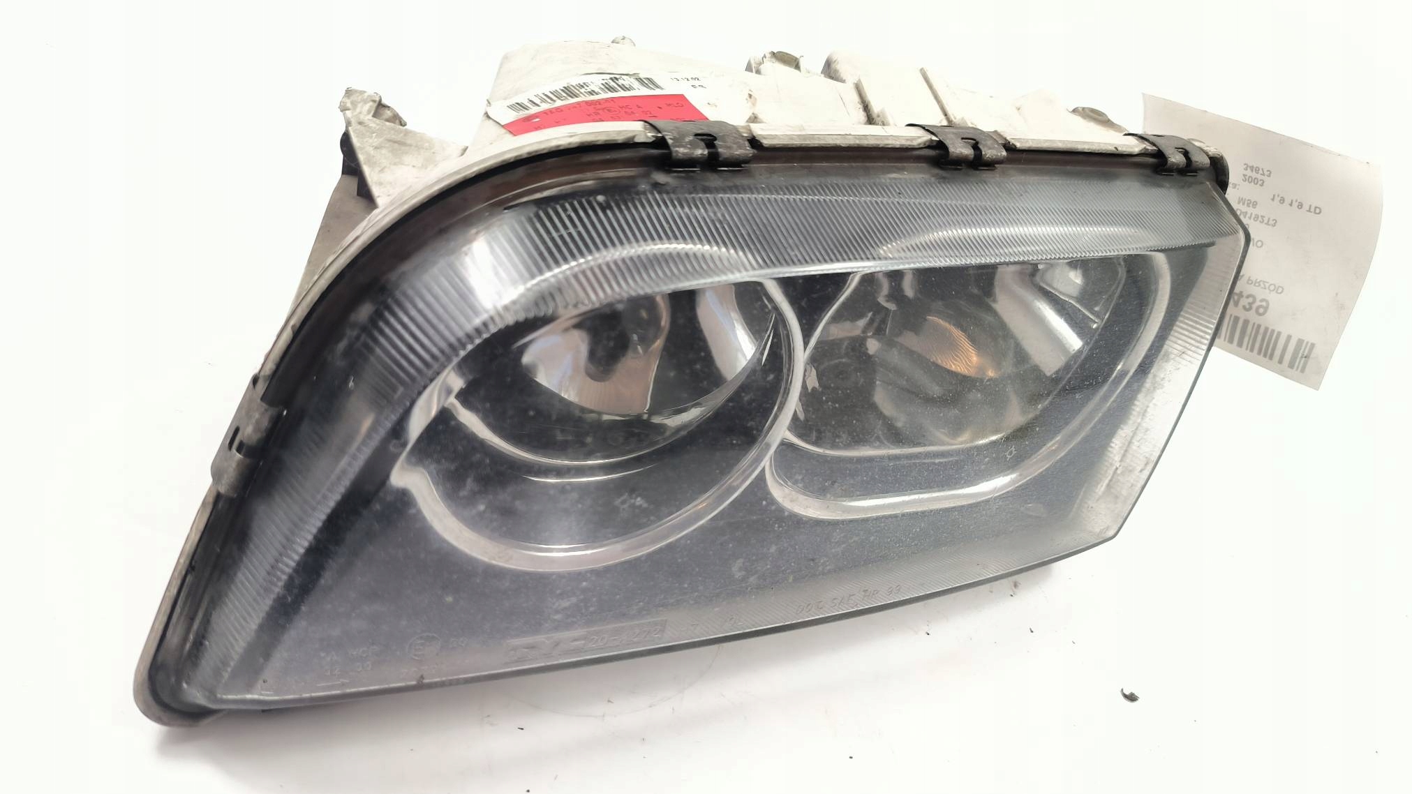 light left front EU 30899878 VOLVO V40