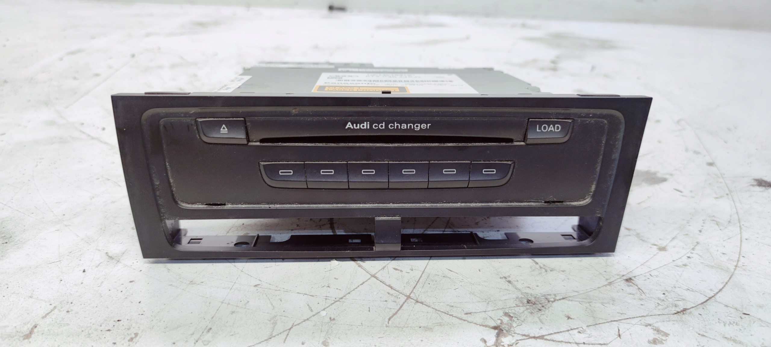 changer CD AUDI A4 B8 A5 Q5 8T2035110C