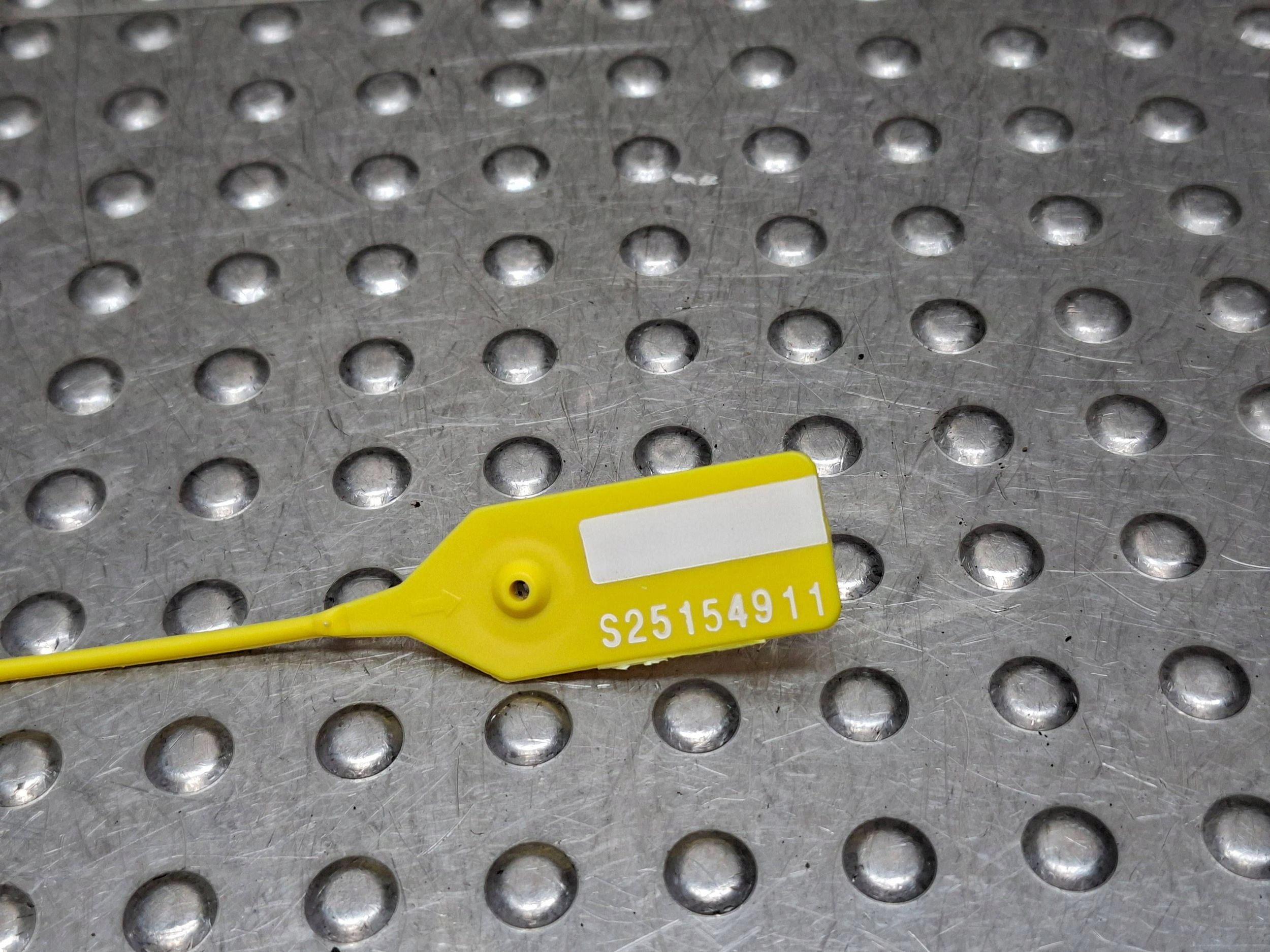 бачок омывателя lancia VOYAGER CHRYSLER CARAVAN 11- 681255