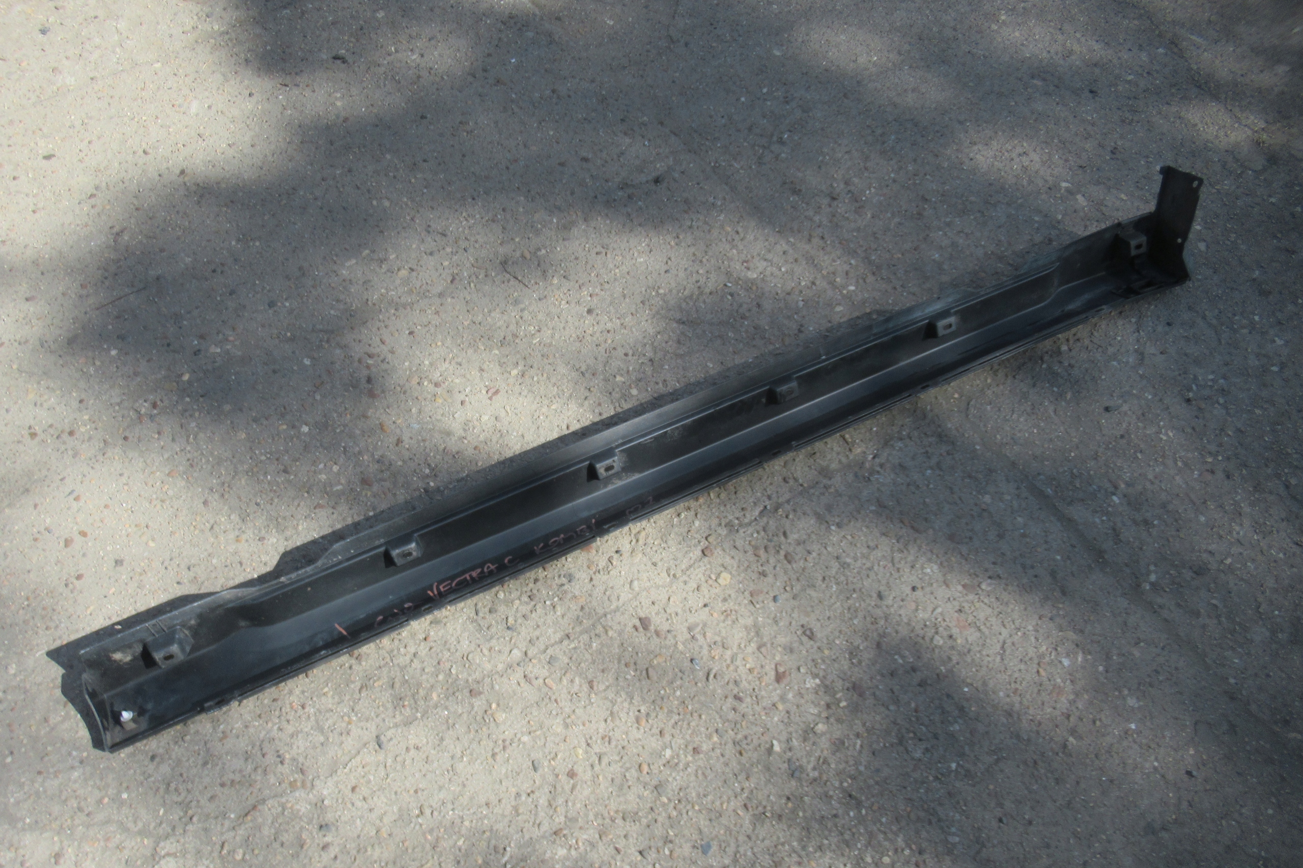 VECTRA C 07R moulding threshold left 24427550