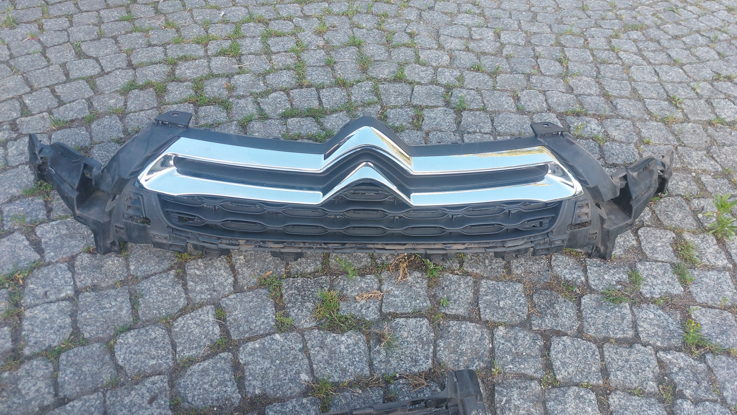 Citroen OE 9688185377 решетка радиатора