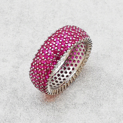 Pětiřadý snubní prsten s růžovými zirkony