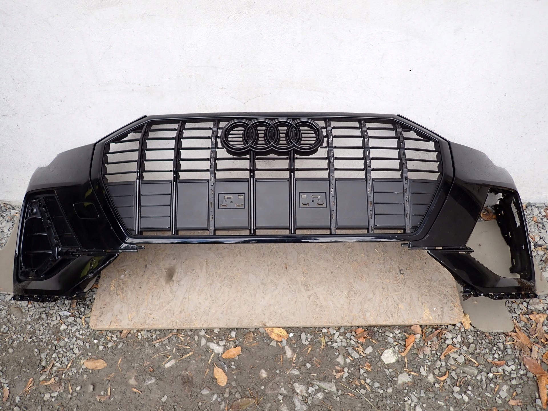 bumper front front AUDI Q3 2 II 83A S LINE 2018