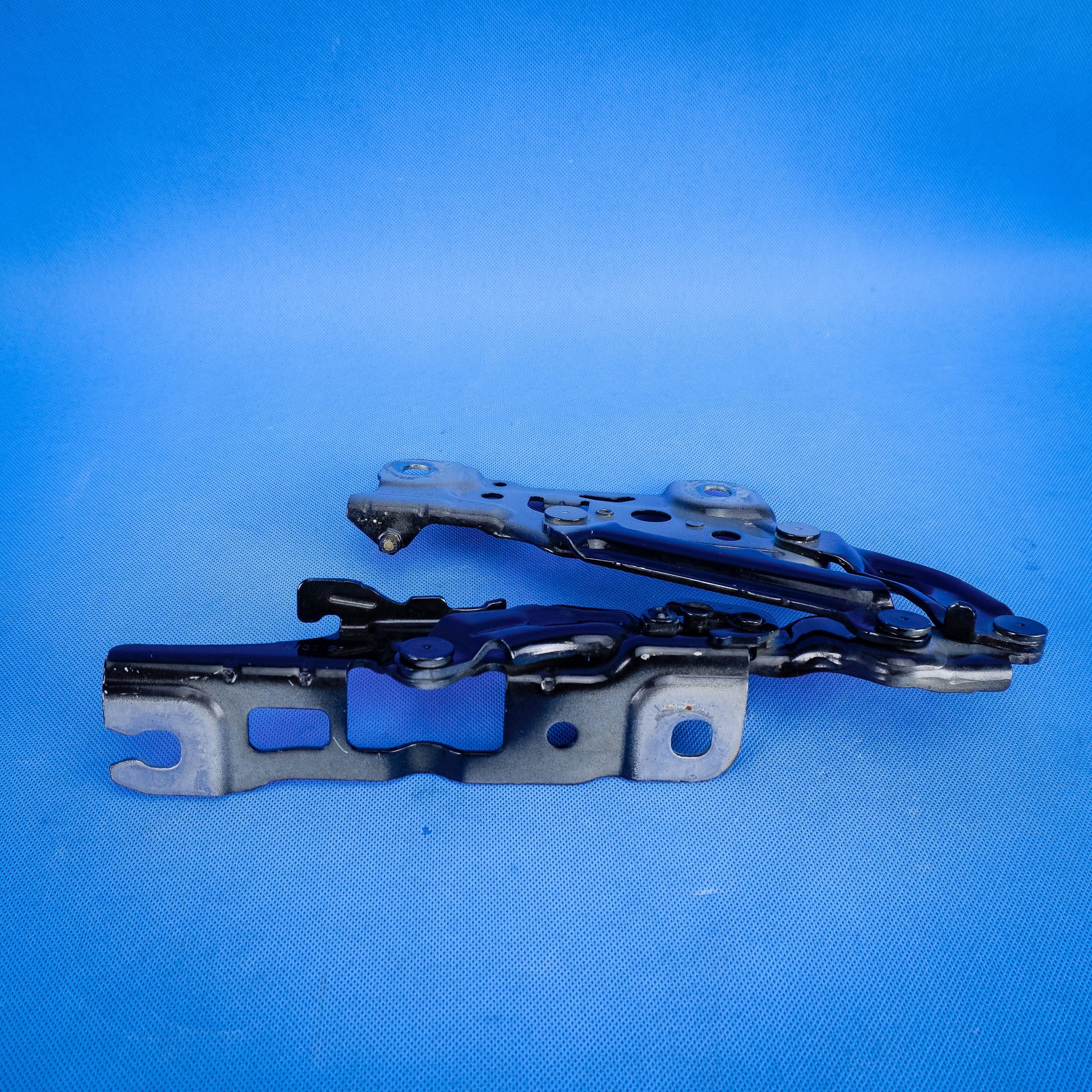 hinge bonnets front right BMW 5 G30 7347408 41007427052 7427052 416 59km