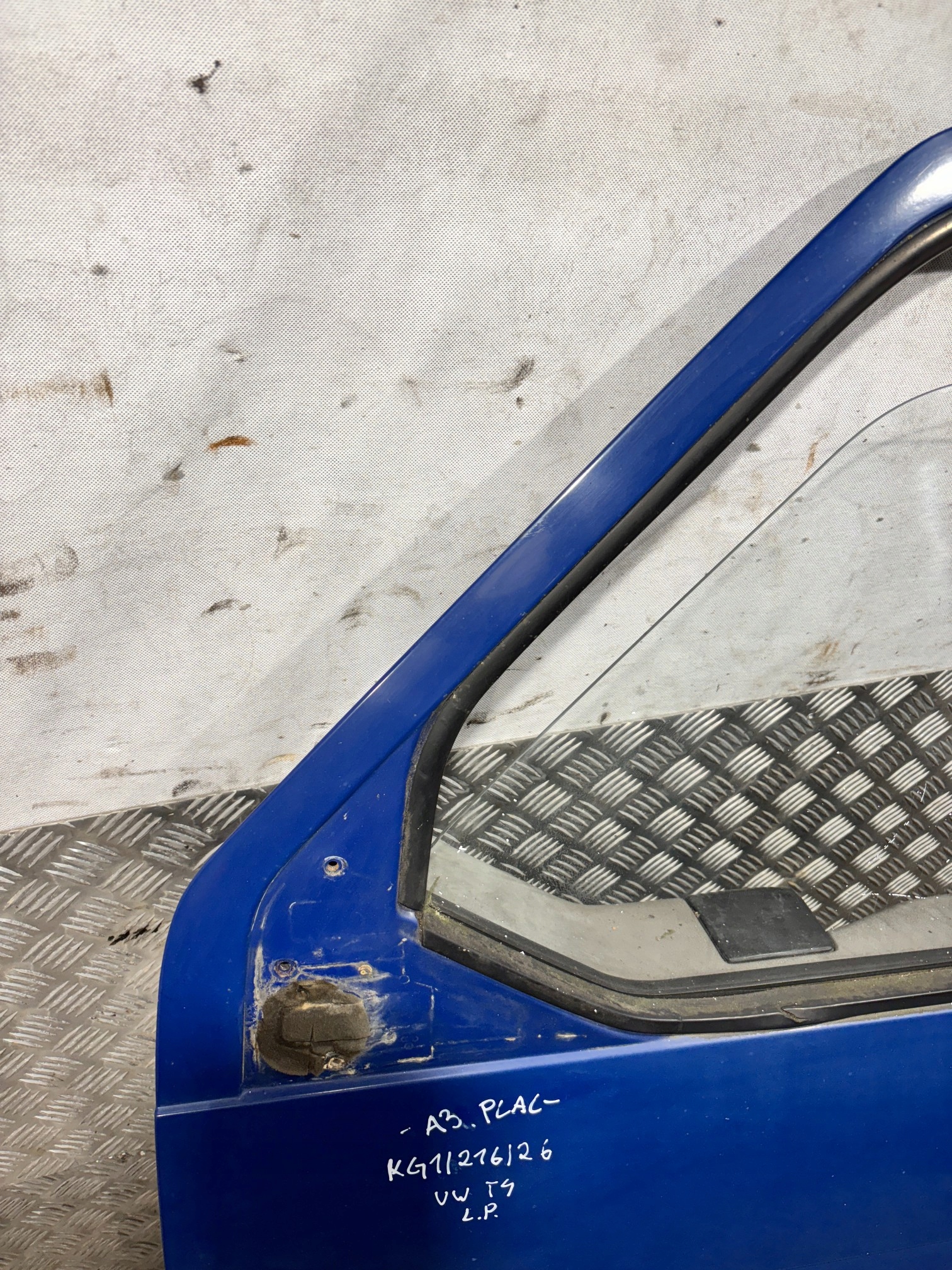 door left front VW TRANSPORTER T4