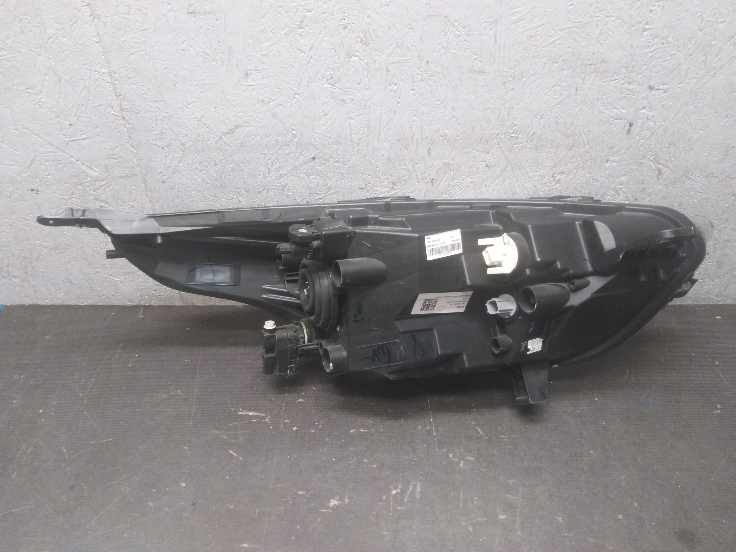 light front left FORD KA plus + plus J7BB-13E030-BJ