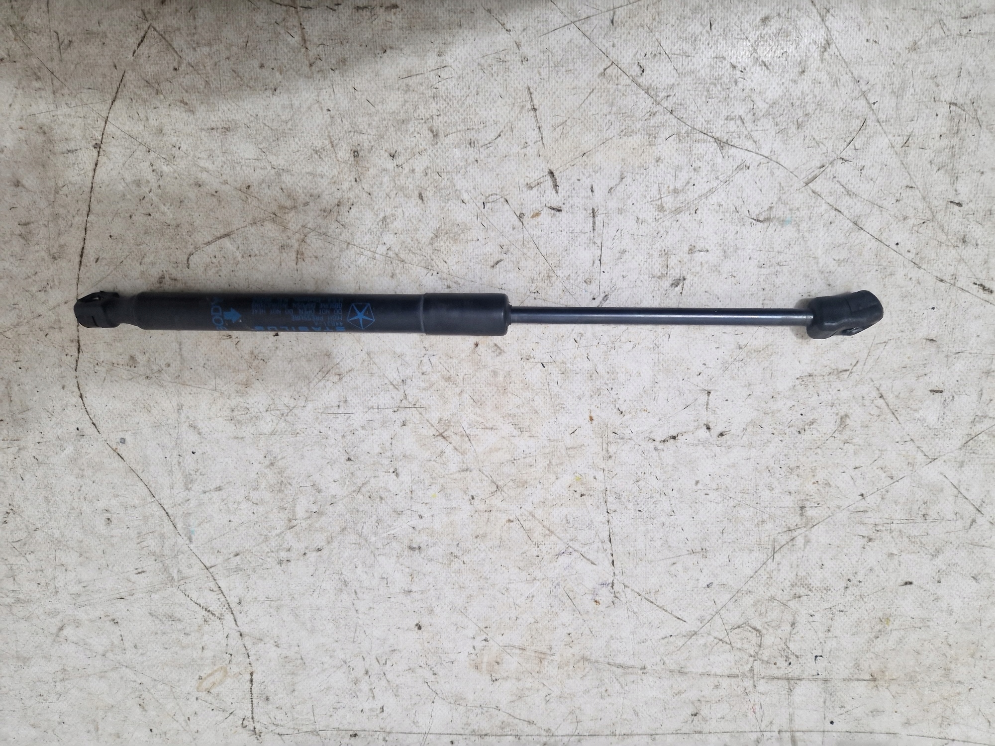DODGE CHARGER 2019- damper telescope bonnets right 55113776AC