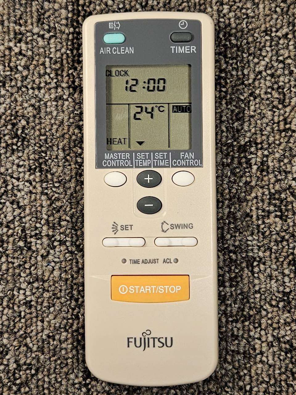Pilot klimatizace Fujitsu