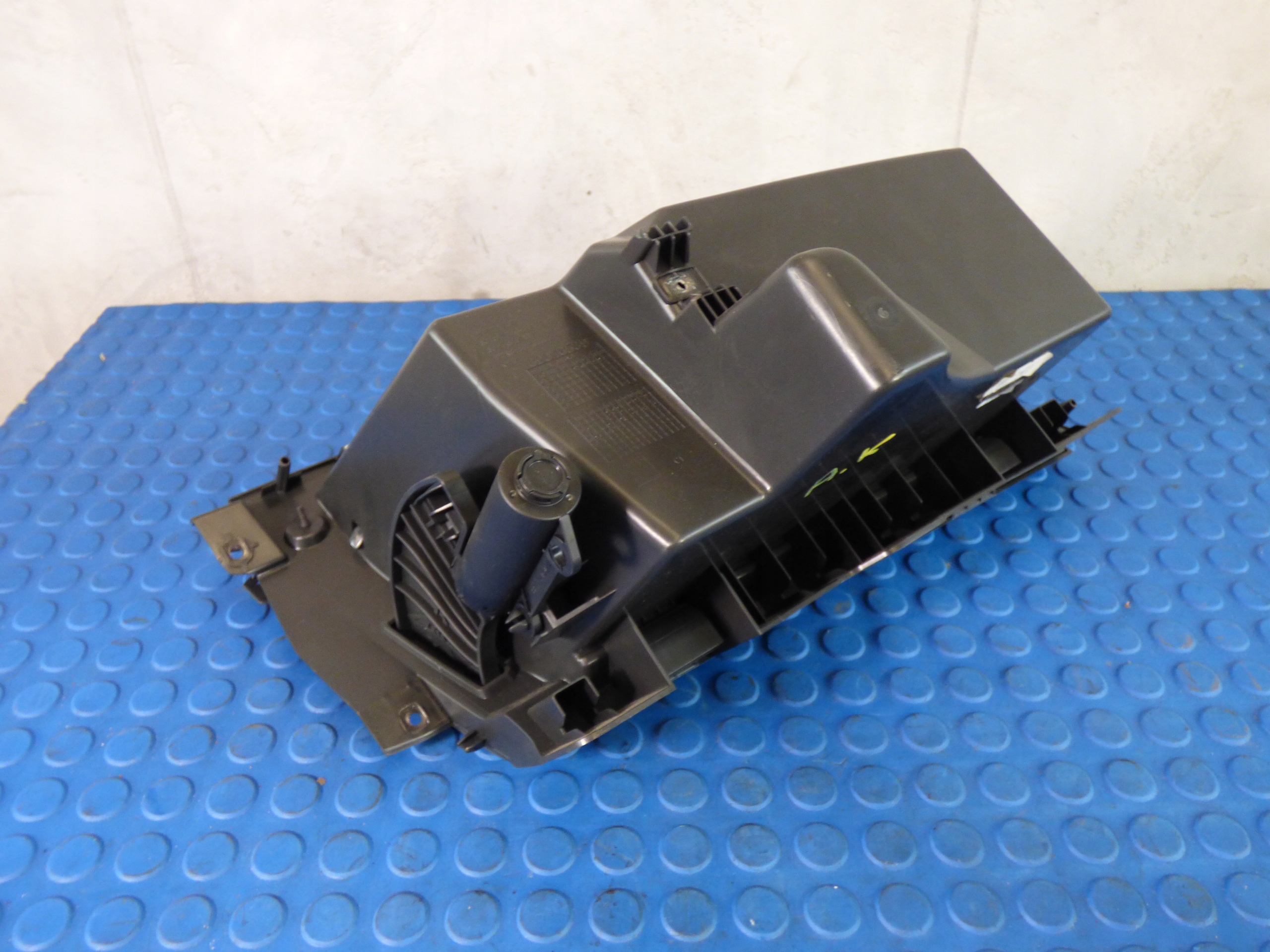 Handschuhfach des Beifahrers stBDB EUROPA OPEL ASTRA K V