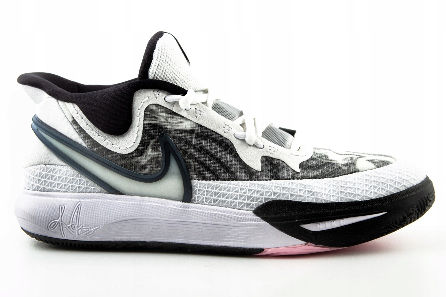 Dámské dívčí sportovní boty Nike Kyrie 8 halové na basketbal, velikost vel.