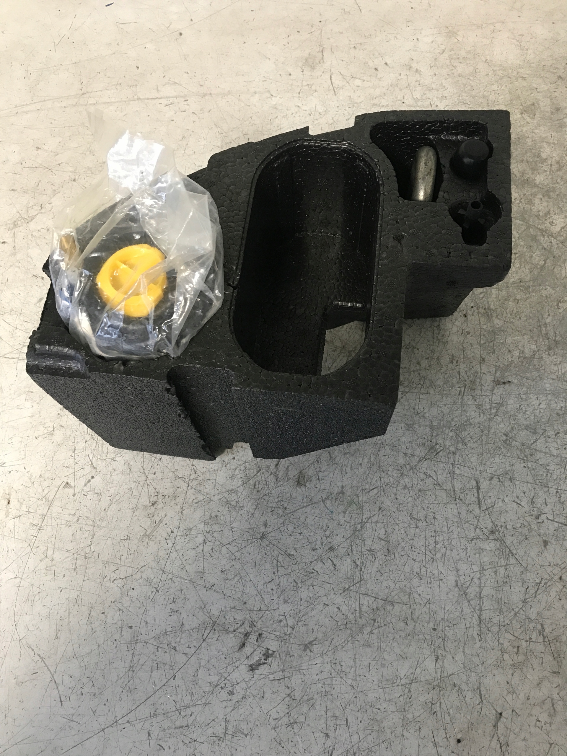 Cric OPEL CORSA D 13223351