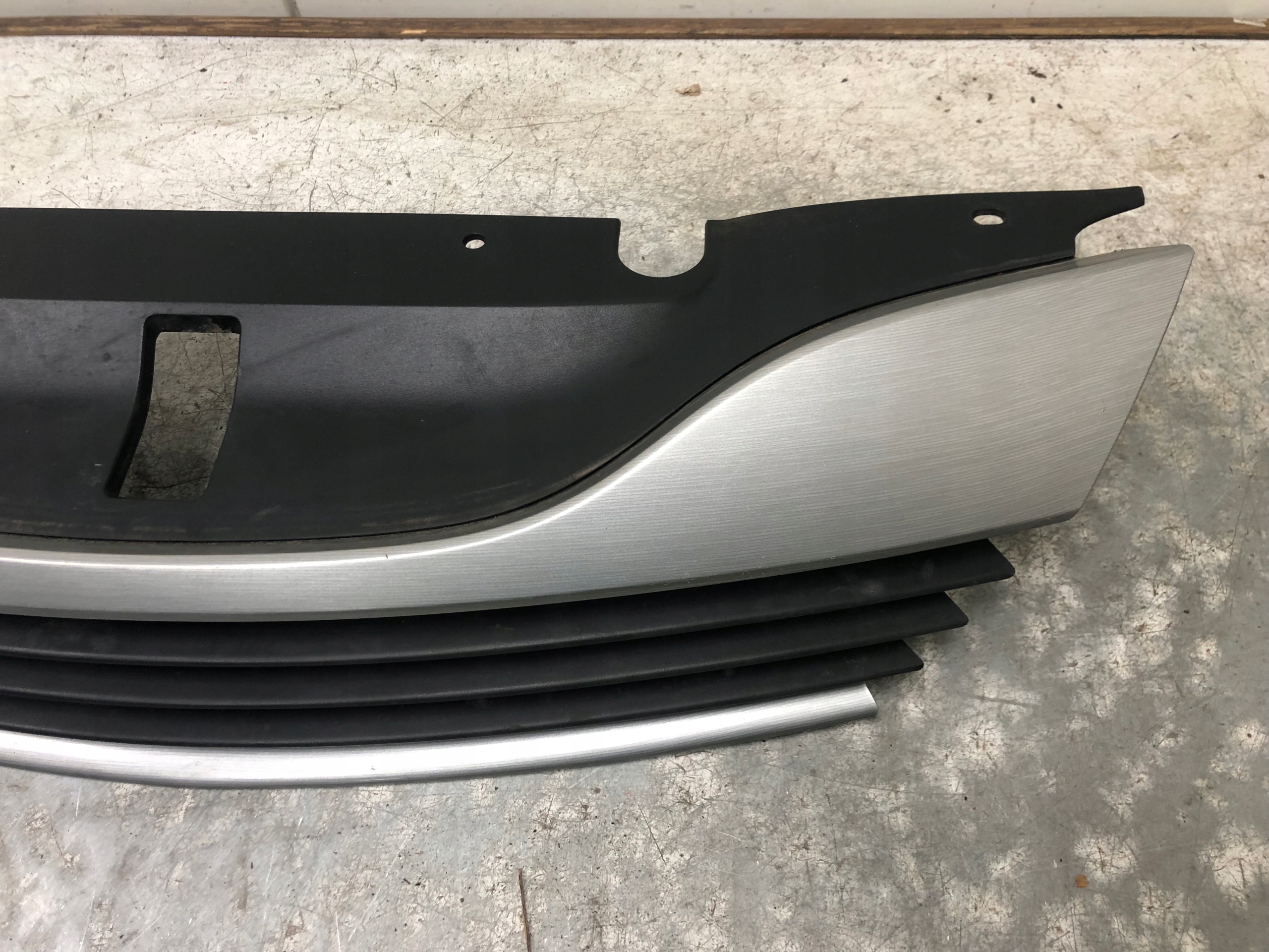 Grill Grill RENAULT LAGUNA II 8200012581