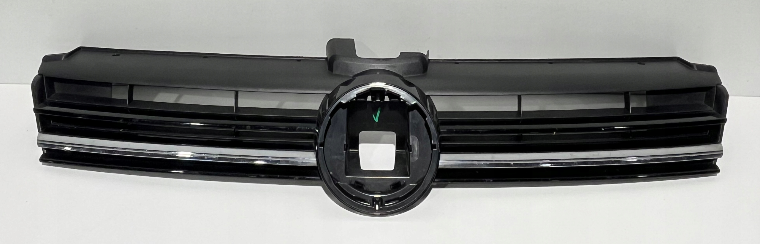 VW Golf V Kühlergrill FRONTGRILL Kühlergitter 5G0853653QB - Thumbnail 1
