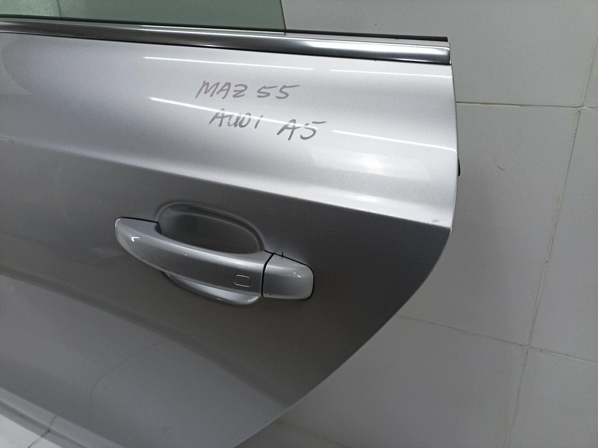door rear part left side Audi A5 8T 2010