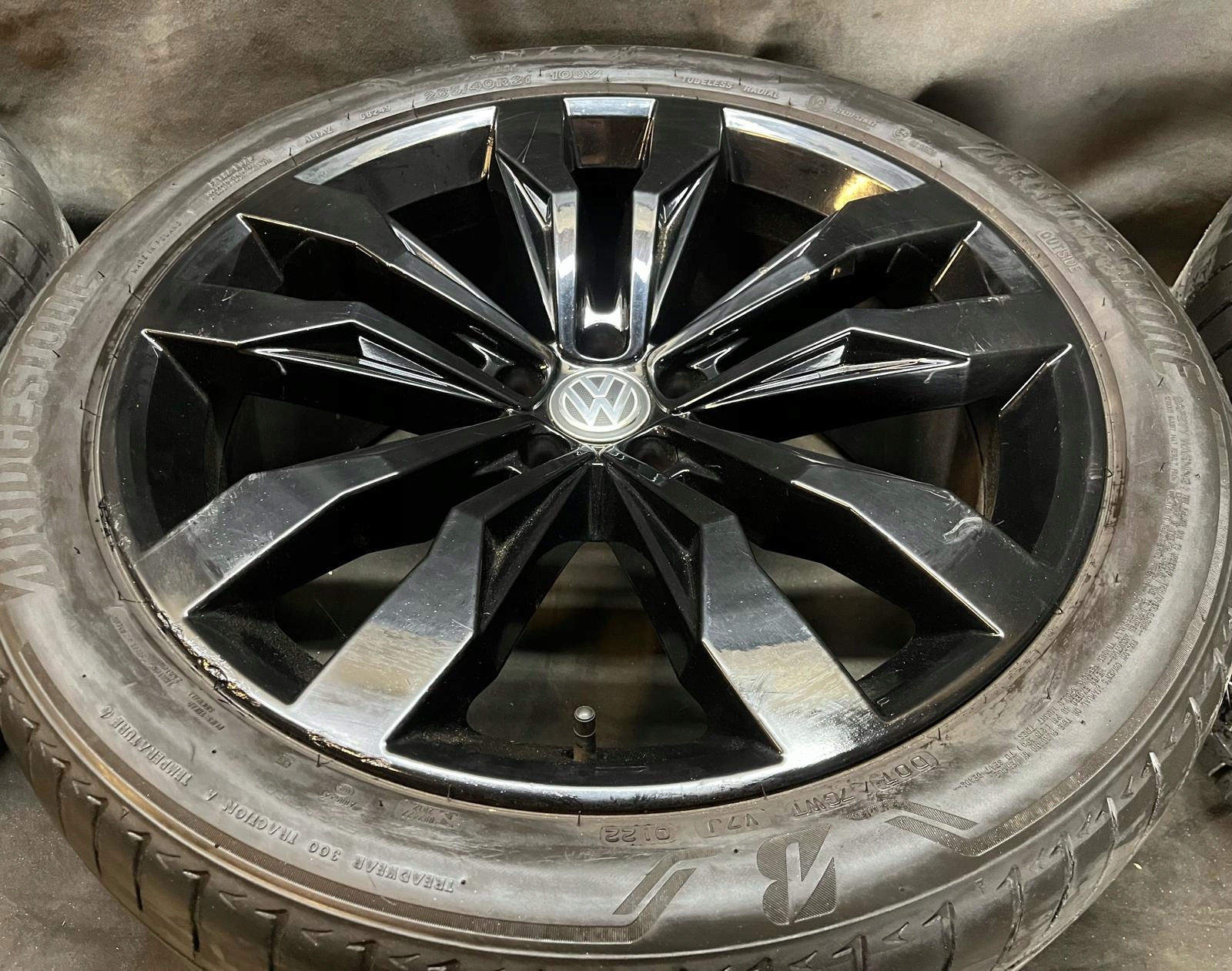 ORYGINALNE KOŁA ALUFELGI VW VOLKSWAGEN TOUAREG III 21” NOWY MODEL SUPERSTAN Średnica felgi 21