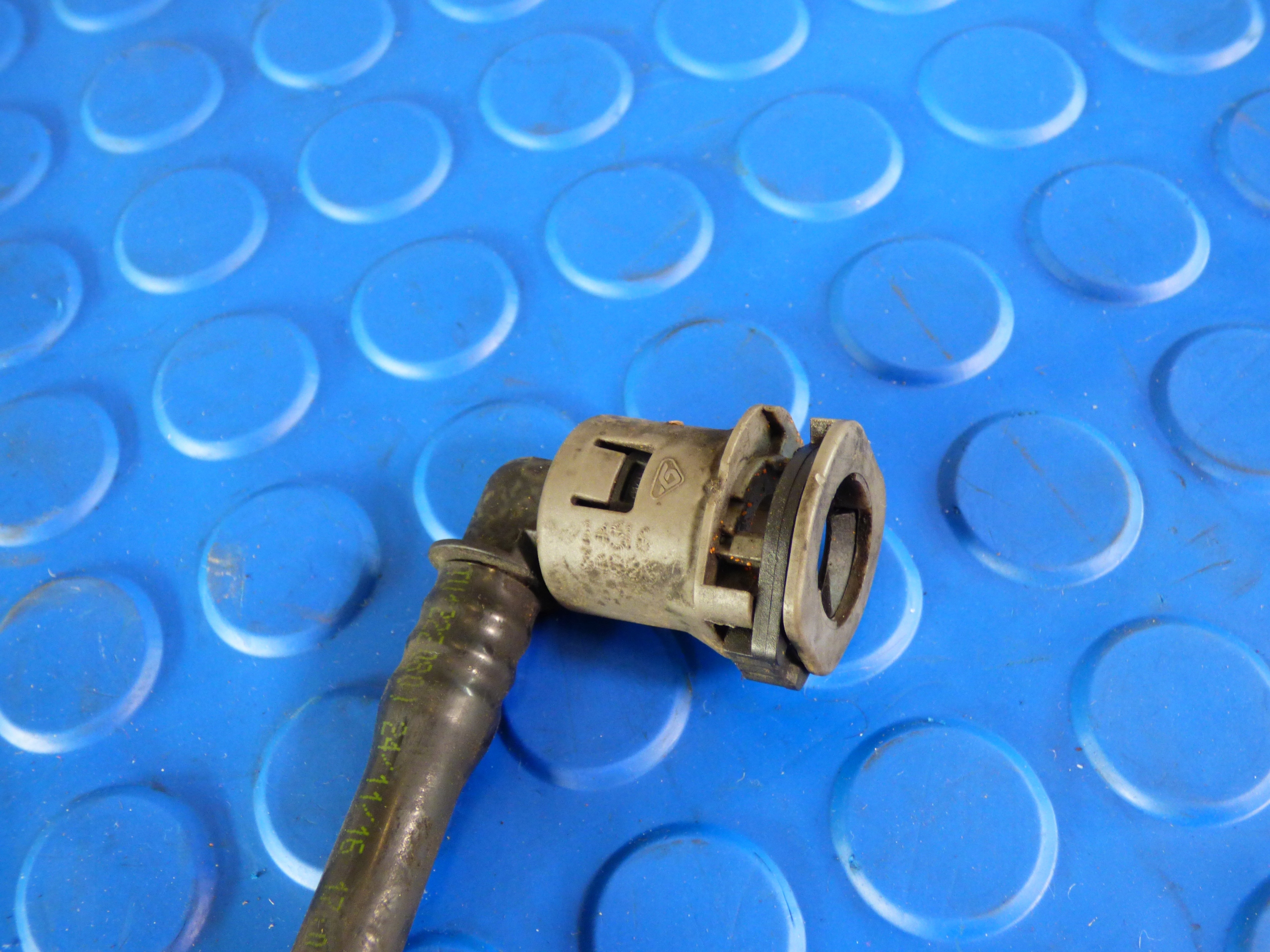 fuel line Behälter Sensor ASTRA K V 1.6 CDTI