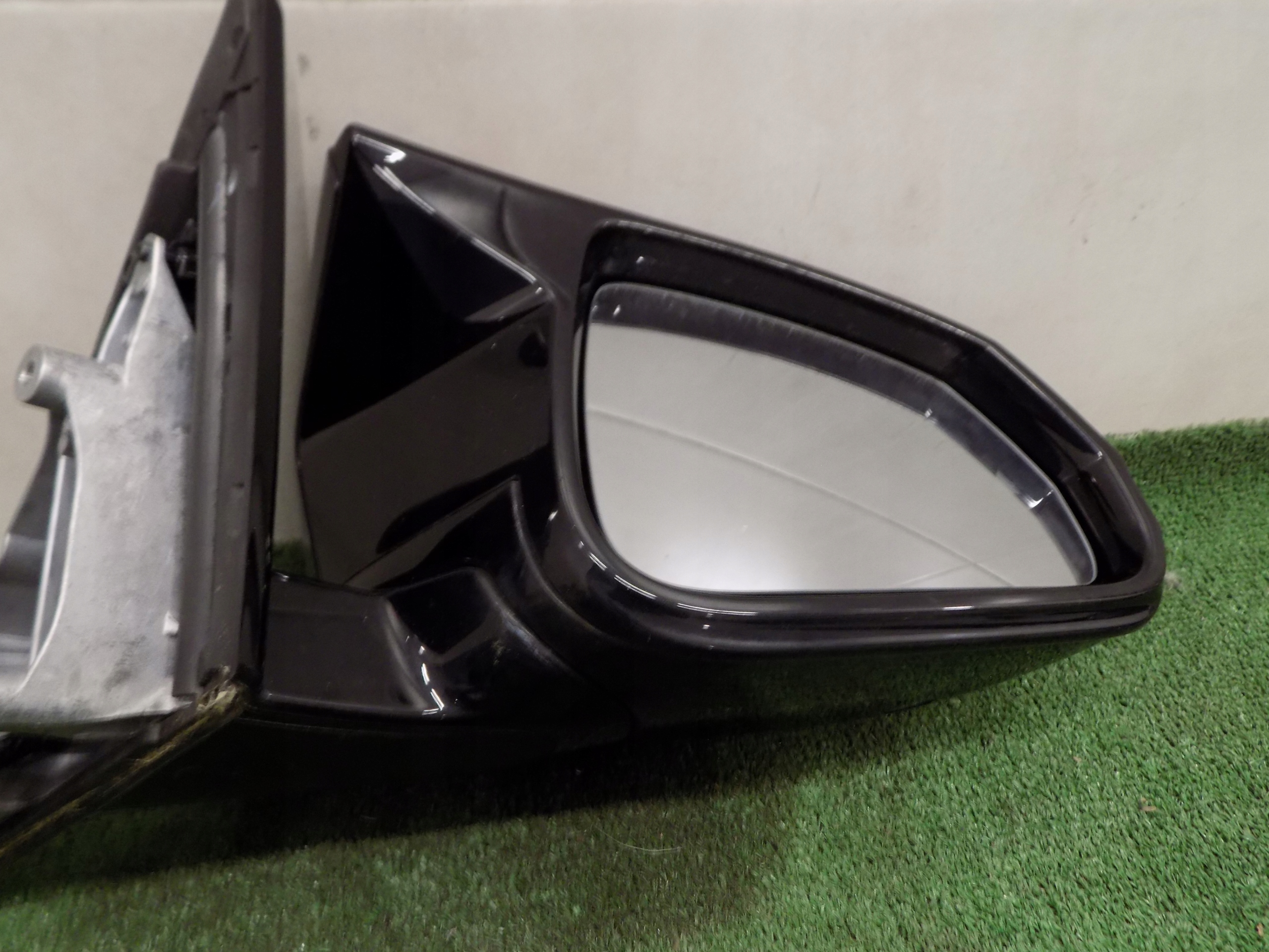 BMW U11 mirror right SHADOWLINE KAMERA ASYSTENT M35i 16PIN