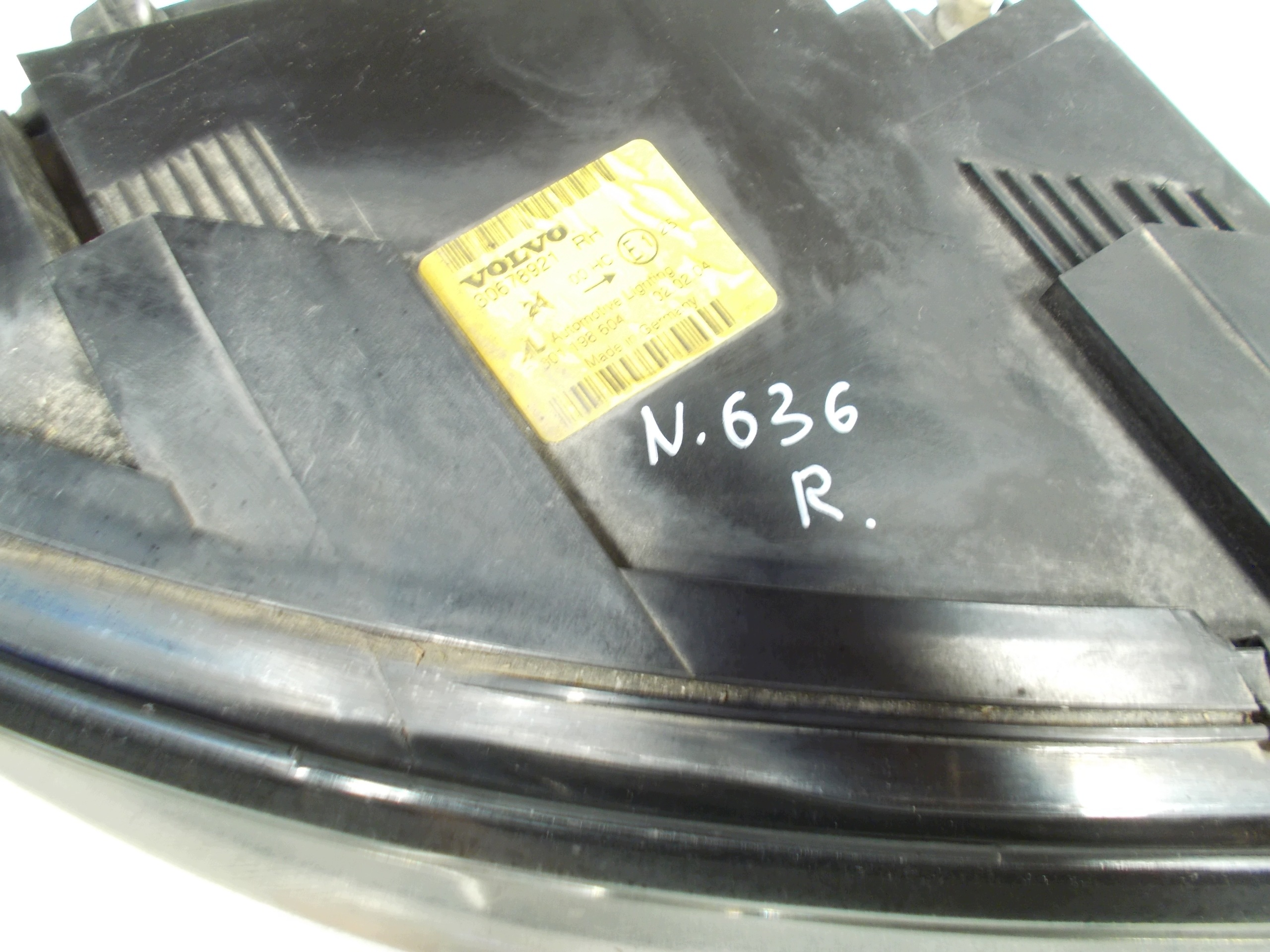 light PRAW REFLEKTOR right front VOLVO S40 II V50 04-07 30678921 before lift