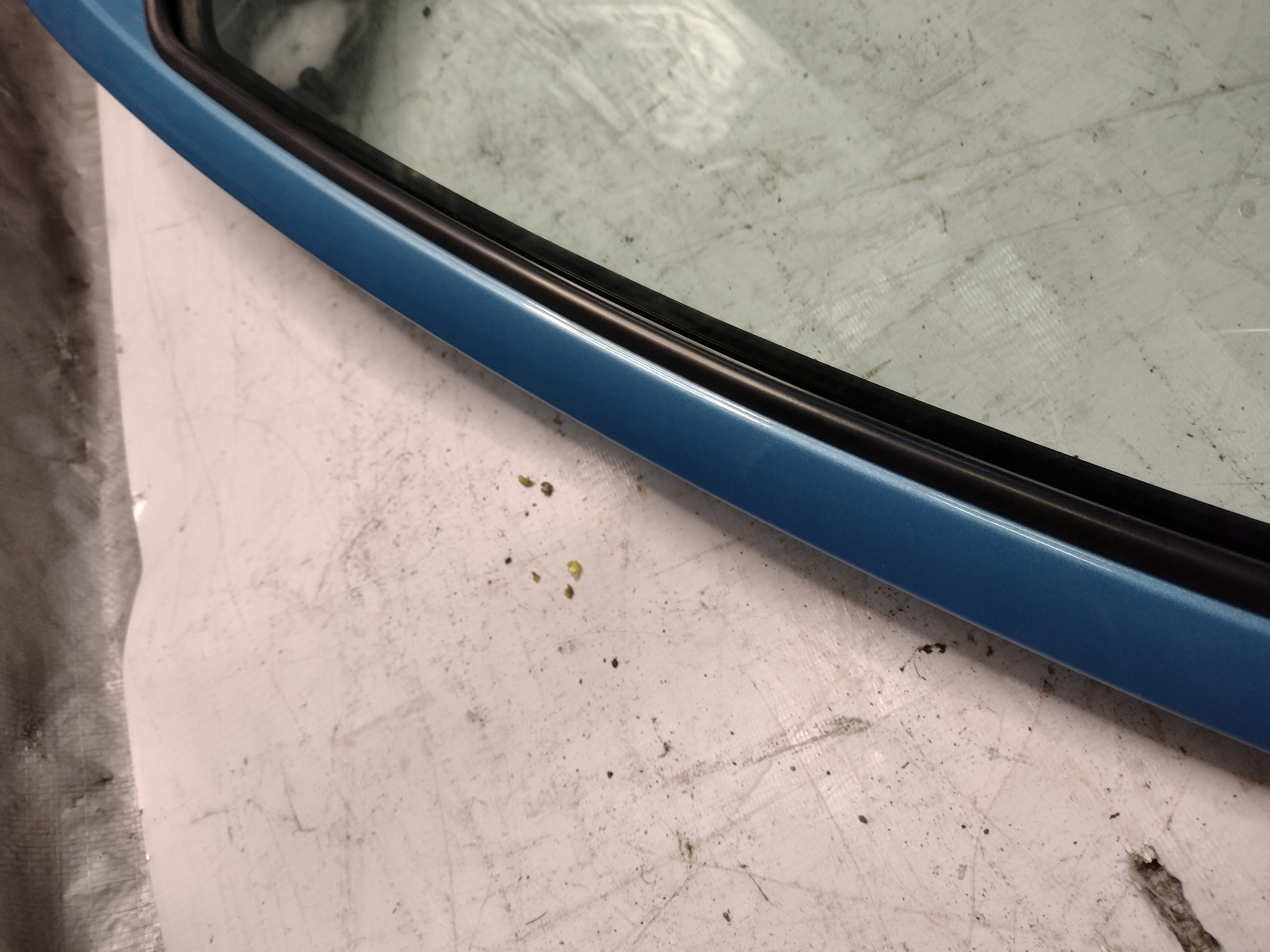 door right front Opel Corsa C 3D k: Z20N