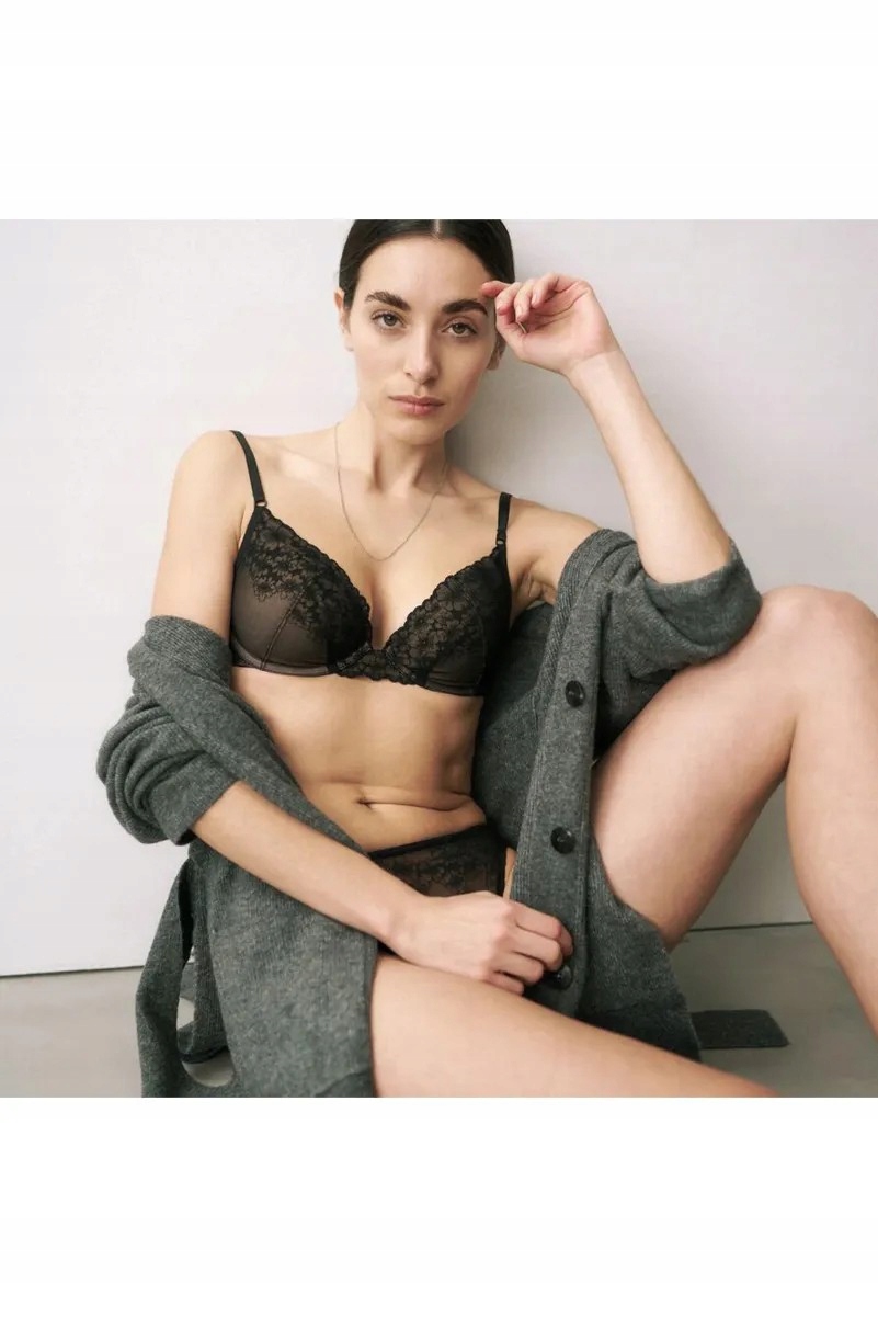 Push-Up podprsenka Bright Spotlight Whu Černá Triumph Černá 75C