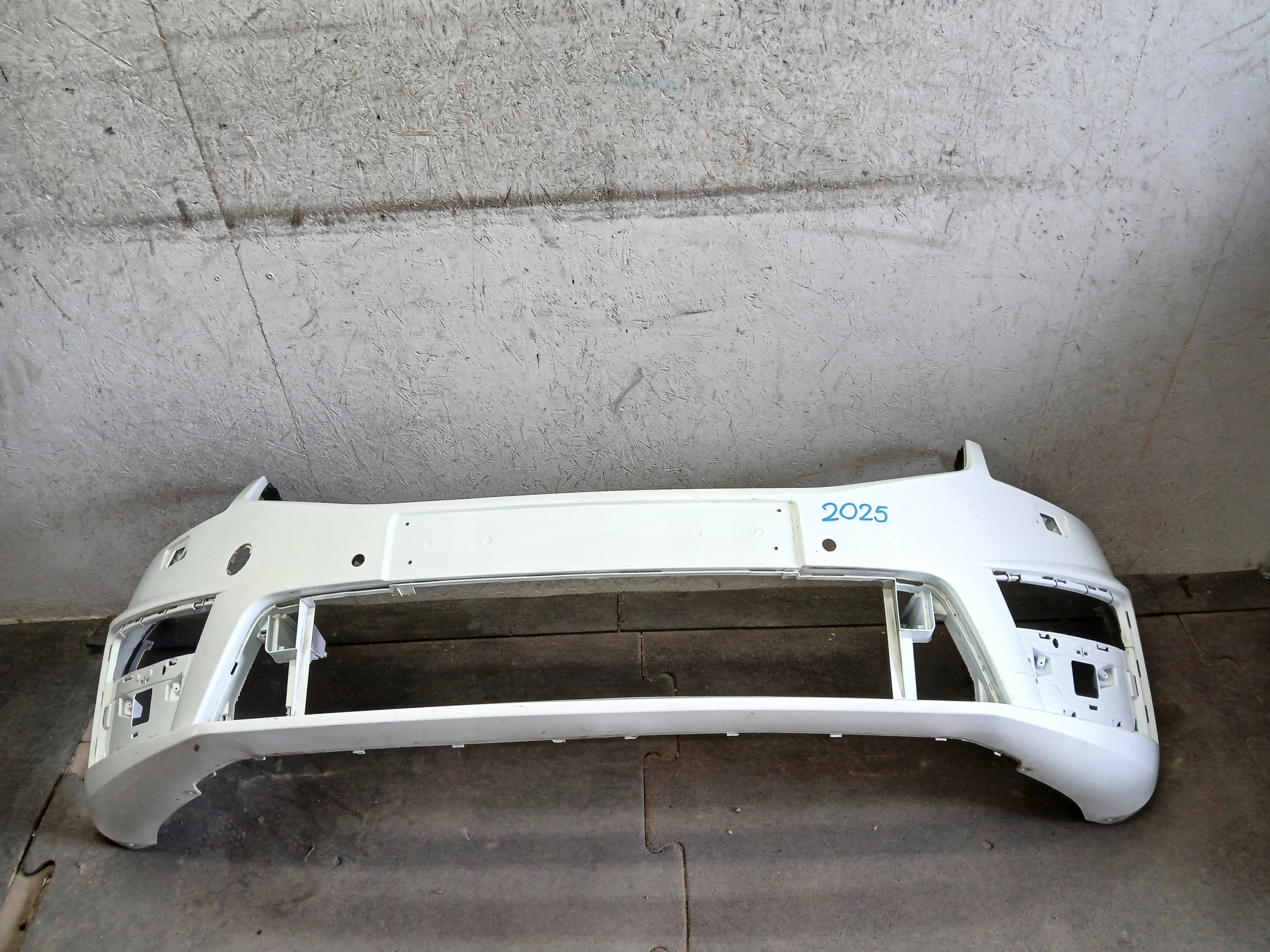 bumper front SKODA OCTAVIA III 3 RS LIFT 17- 5E