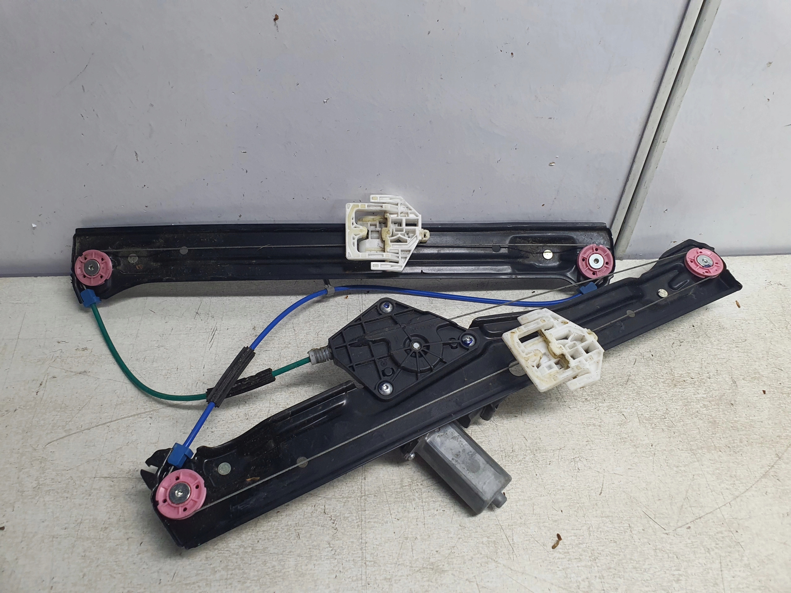 window regulator left front BMW X1 F48