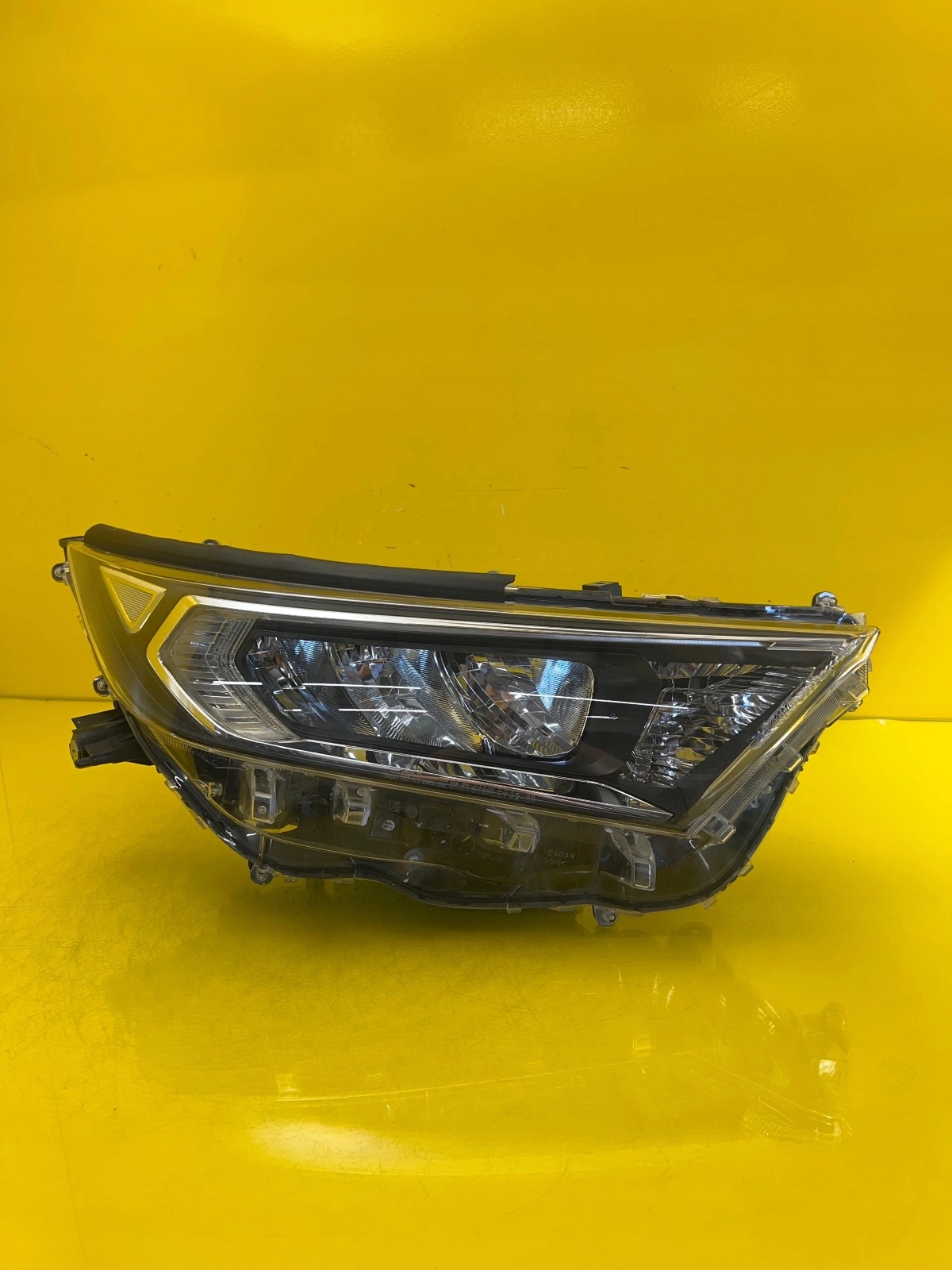 light front right Toyota Rav4 V Full Led