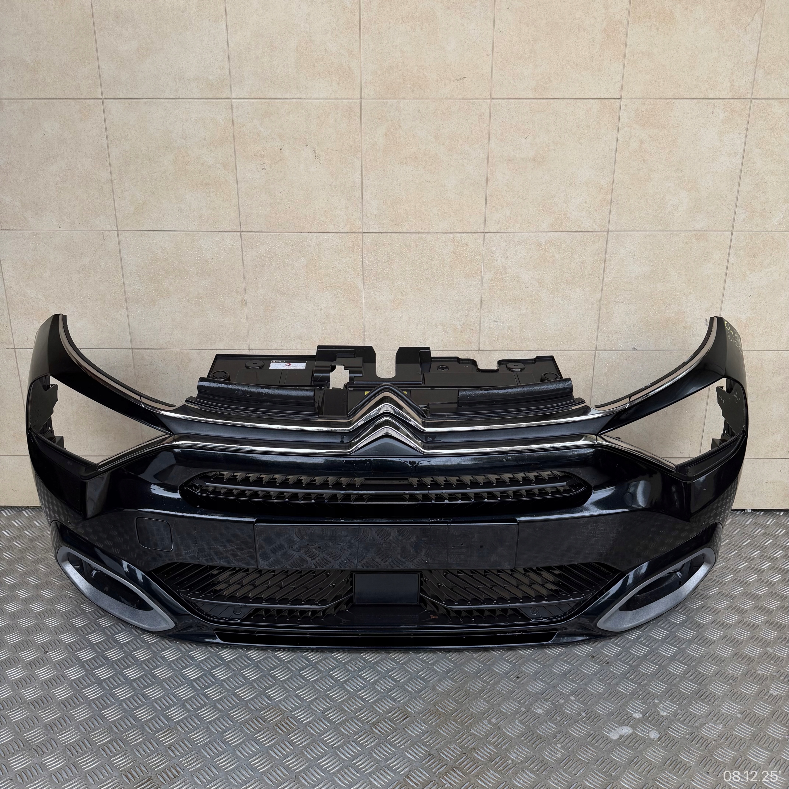 front bumper complete CITROEN C4 III 6 PDC 2022 ROK
