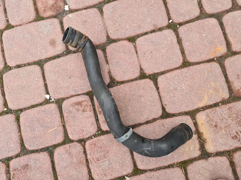 prijenos crijevo vode 1.6 Opel Astra J IV 13310736