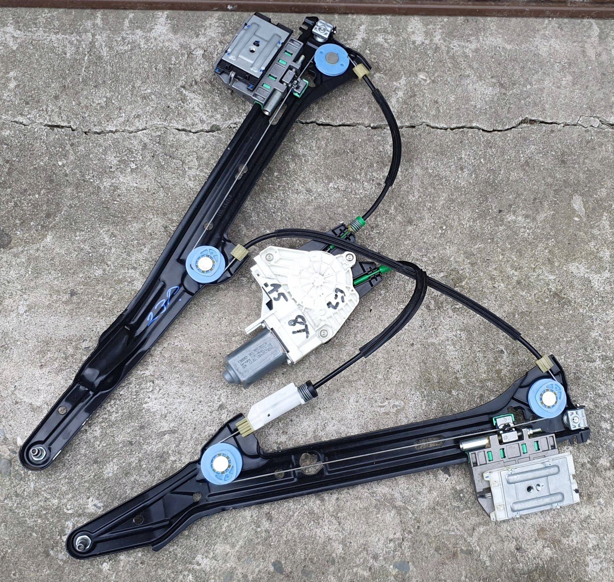 Audi A5 8T 8K0 Podnisnik windows left rear part