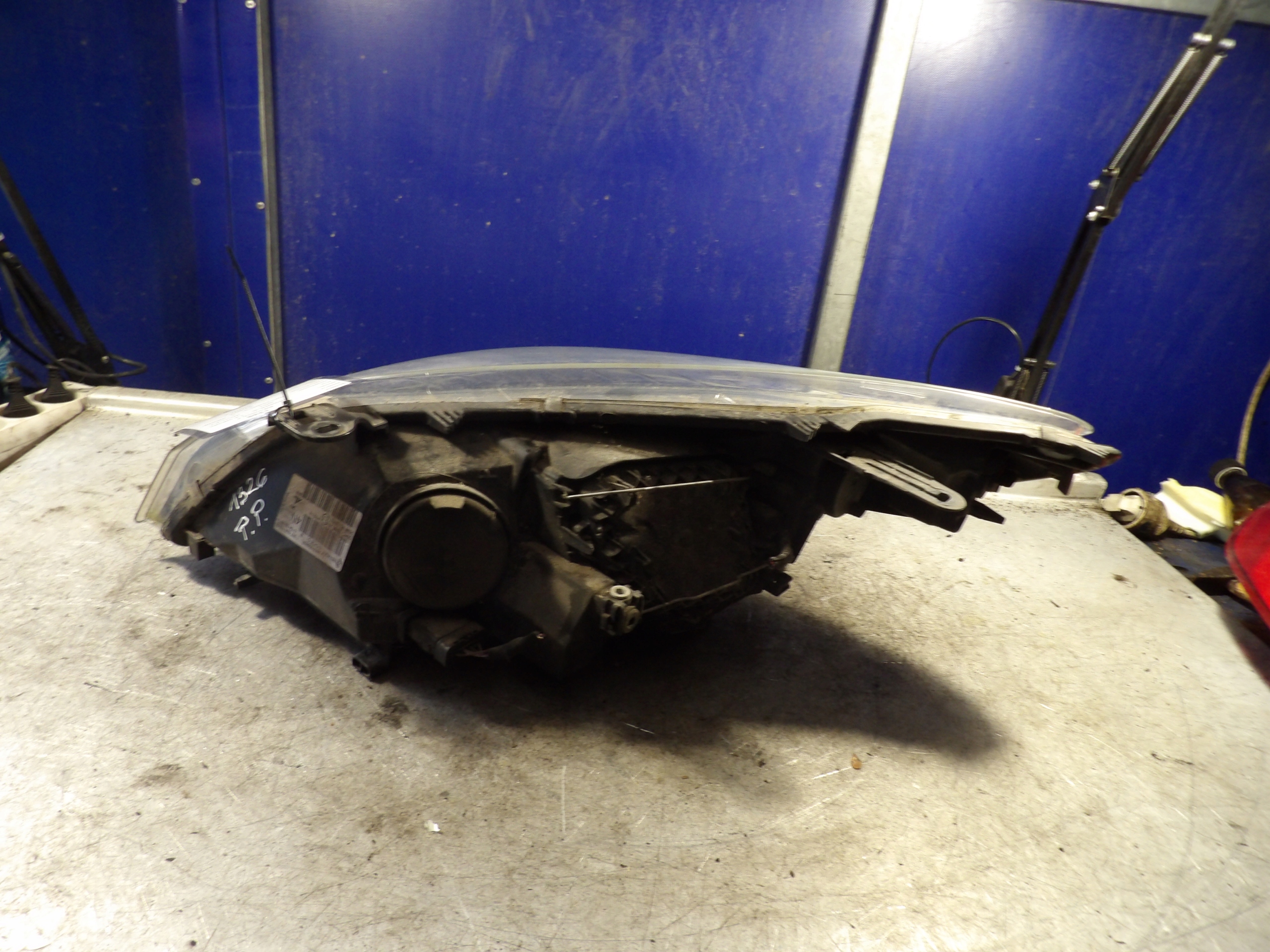 Renault Megane III light front right 1,5D 260105680R 130702410900
