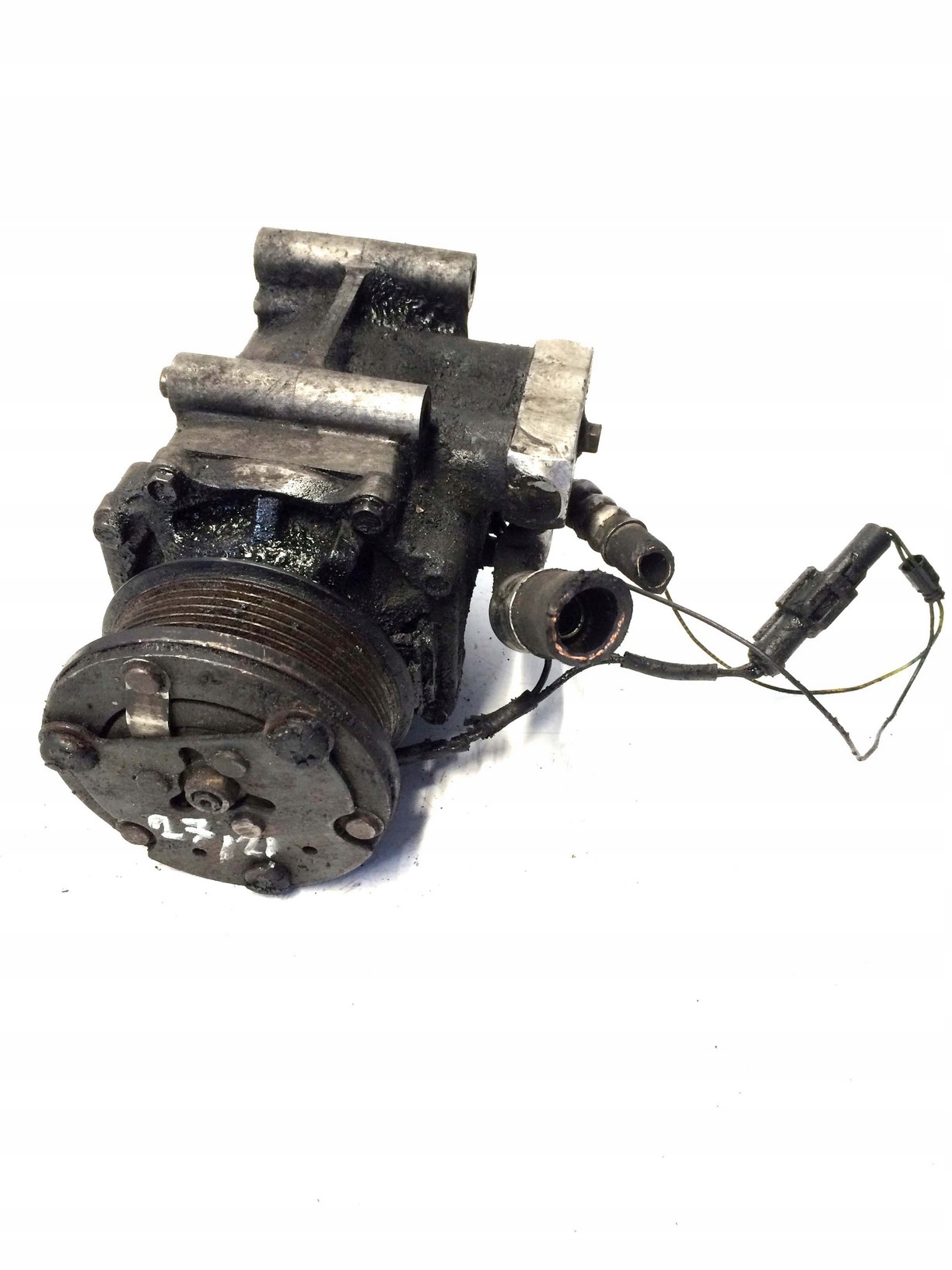 air conditioning compressor FORD FOCUS RFXS4H-19D647-AB