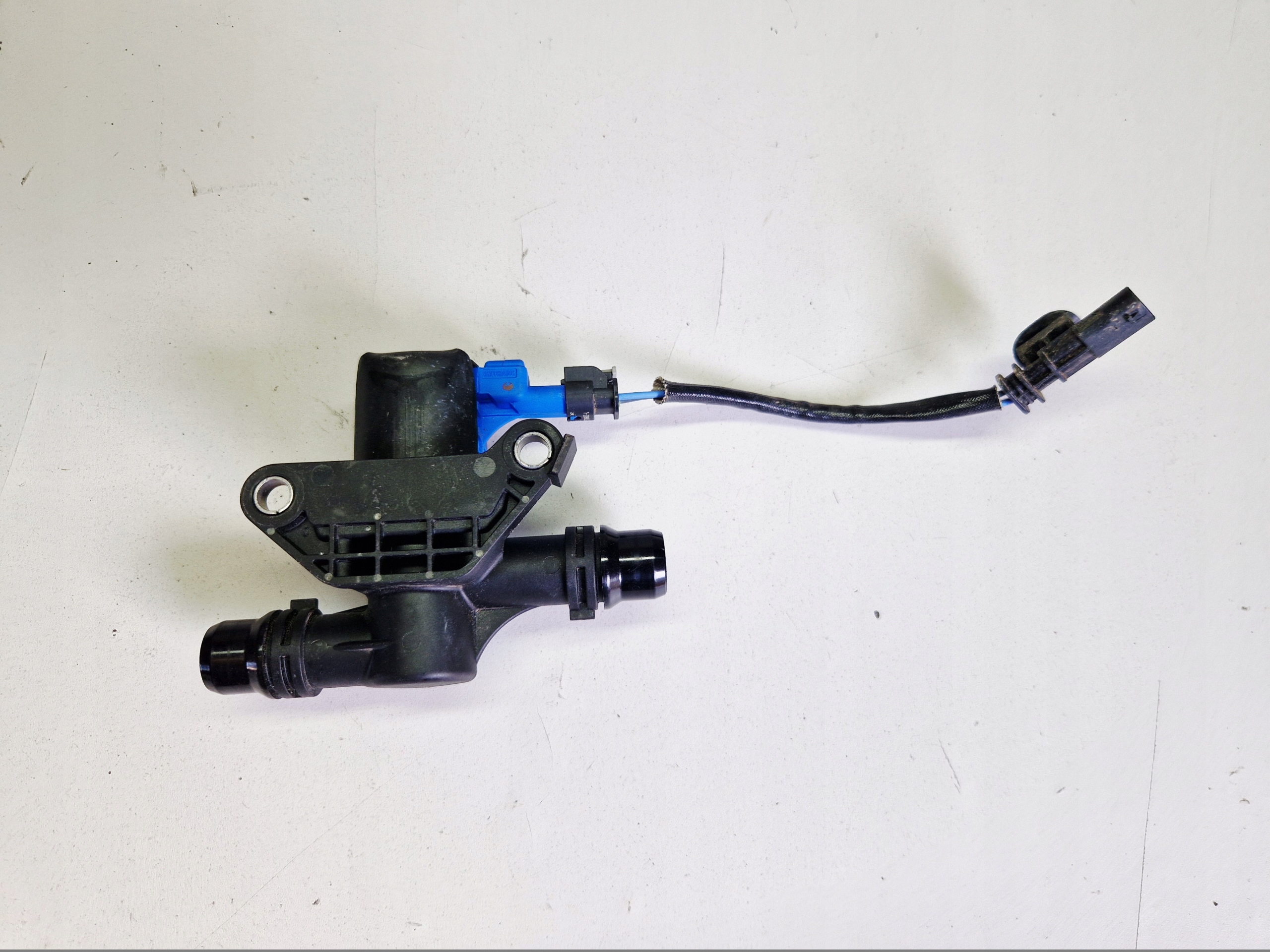 elektroventil vode PEUGEOT 208 II 9839333280