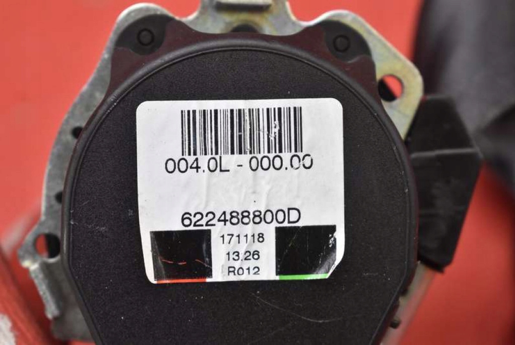 Gurten Sicherheits mitte heck 622488800D DACIA SANDERO 2 II 17-20